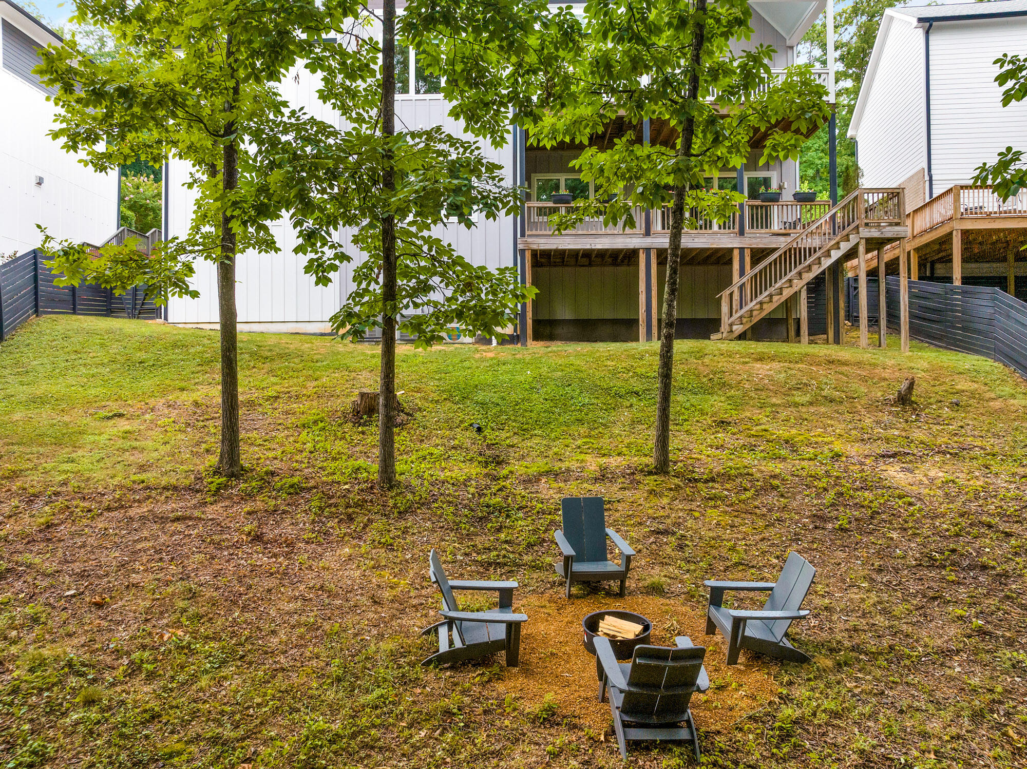 3164 Camber Hill