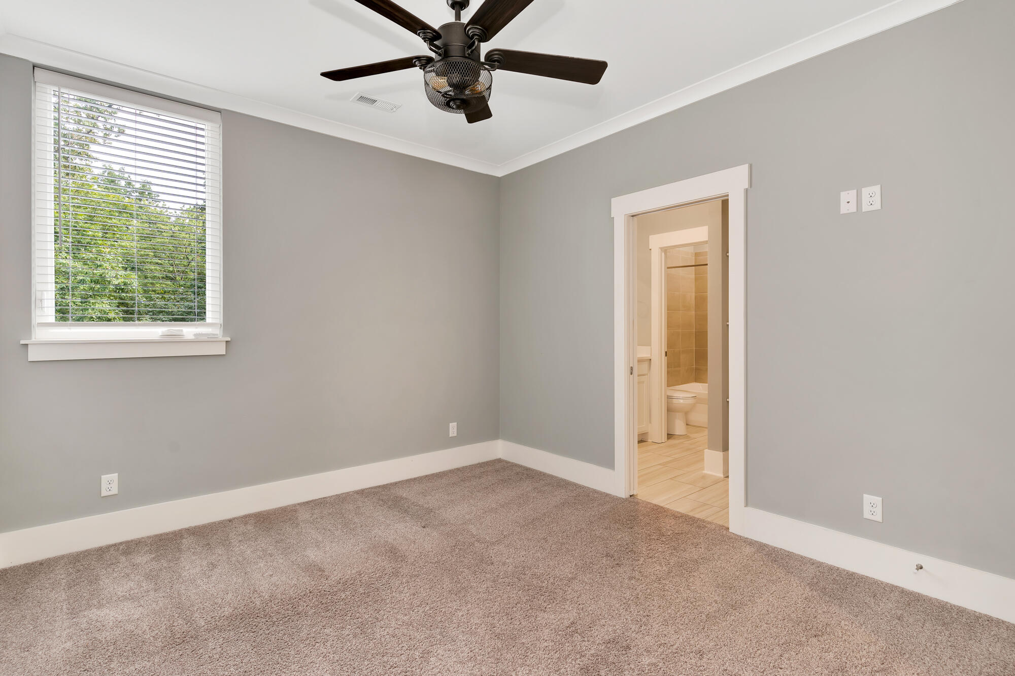 3164 Camber Hill