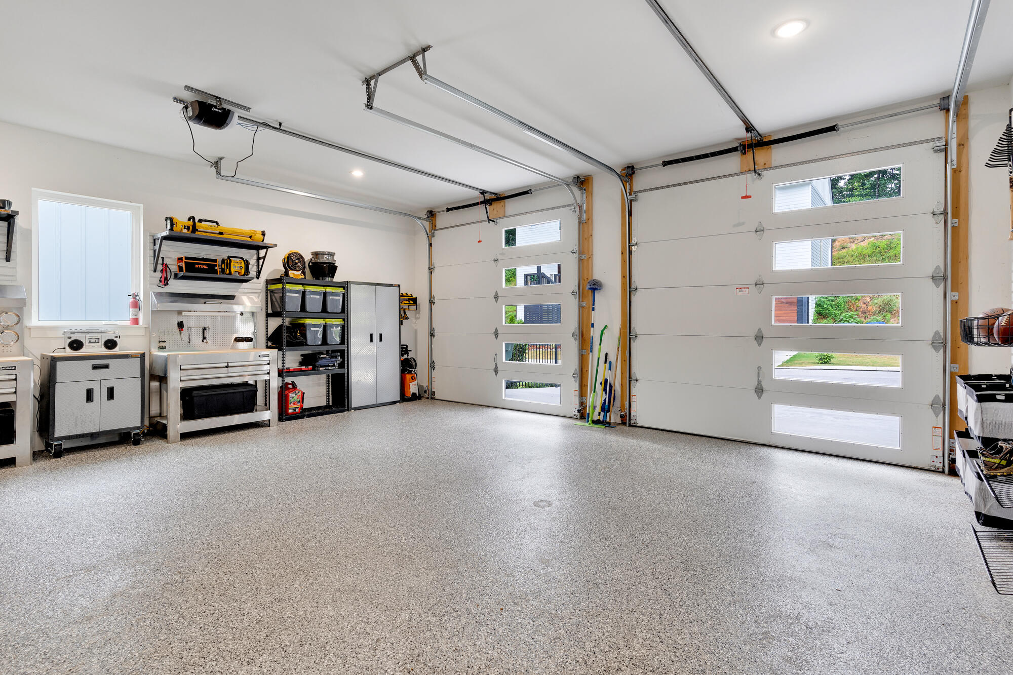 3164 Camber Hill