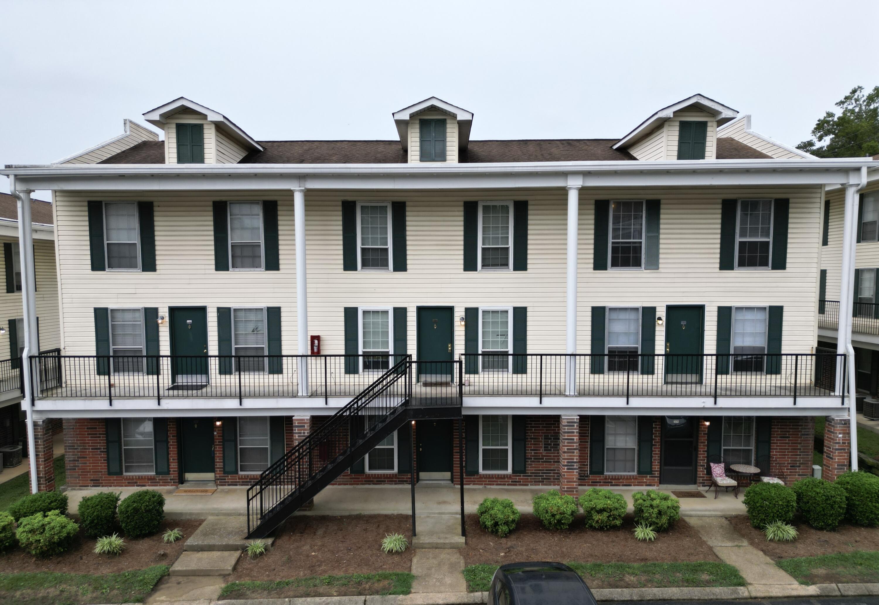 900 Mountain Creek Road, # 127