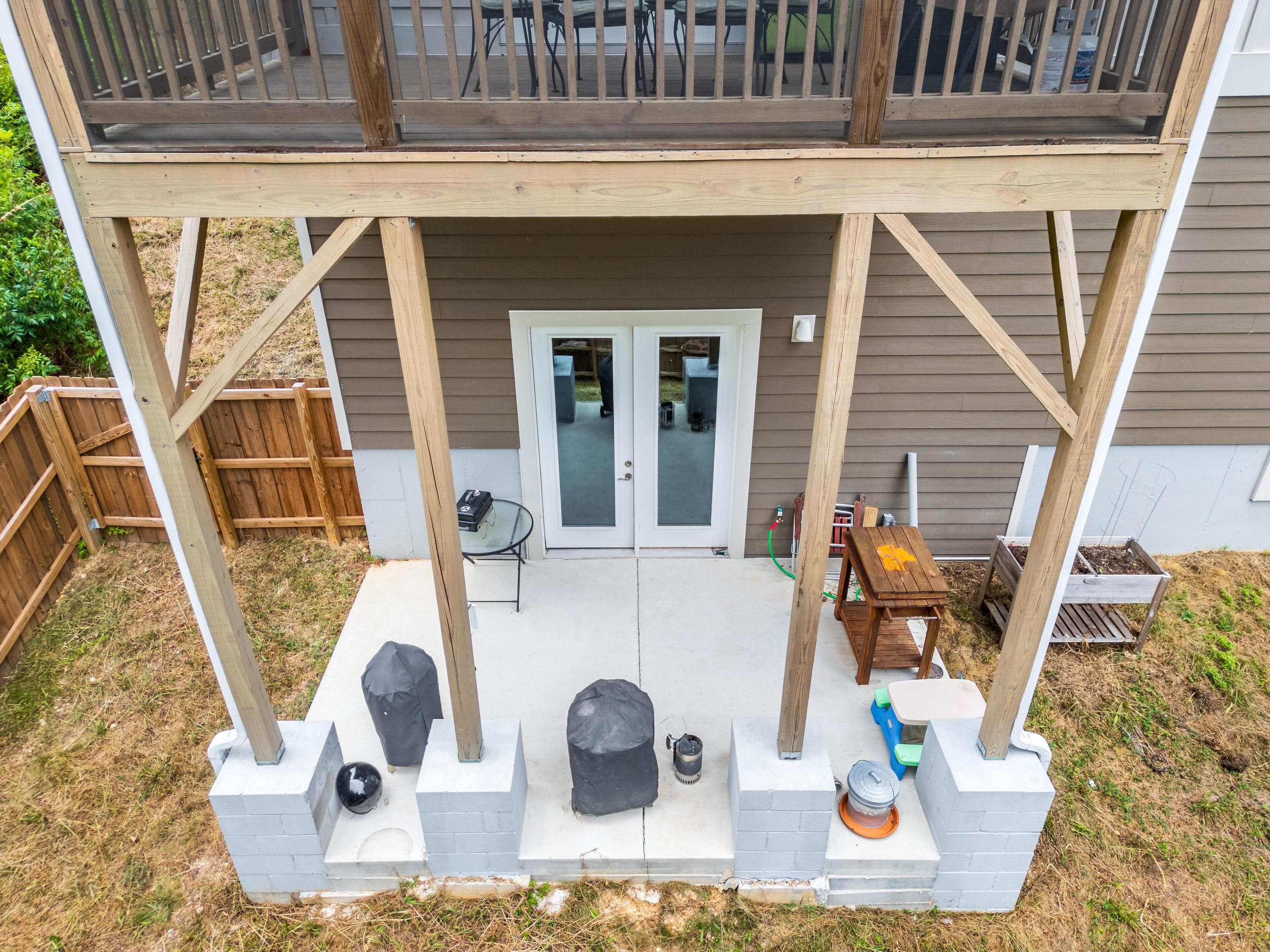 3142 Camber Hill