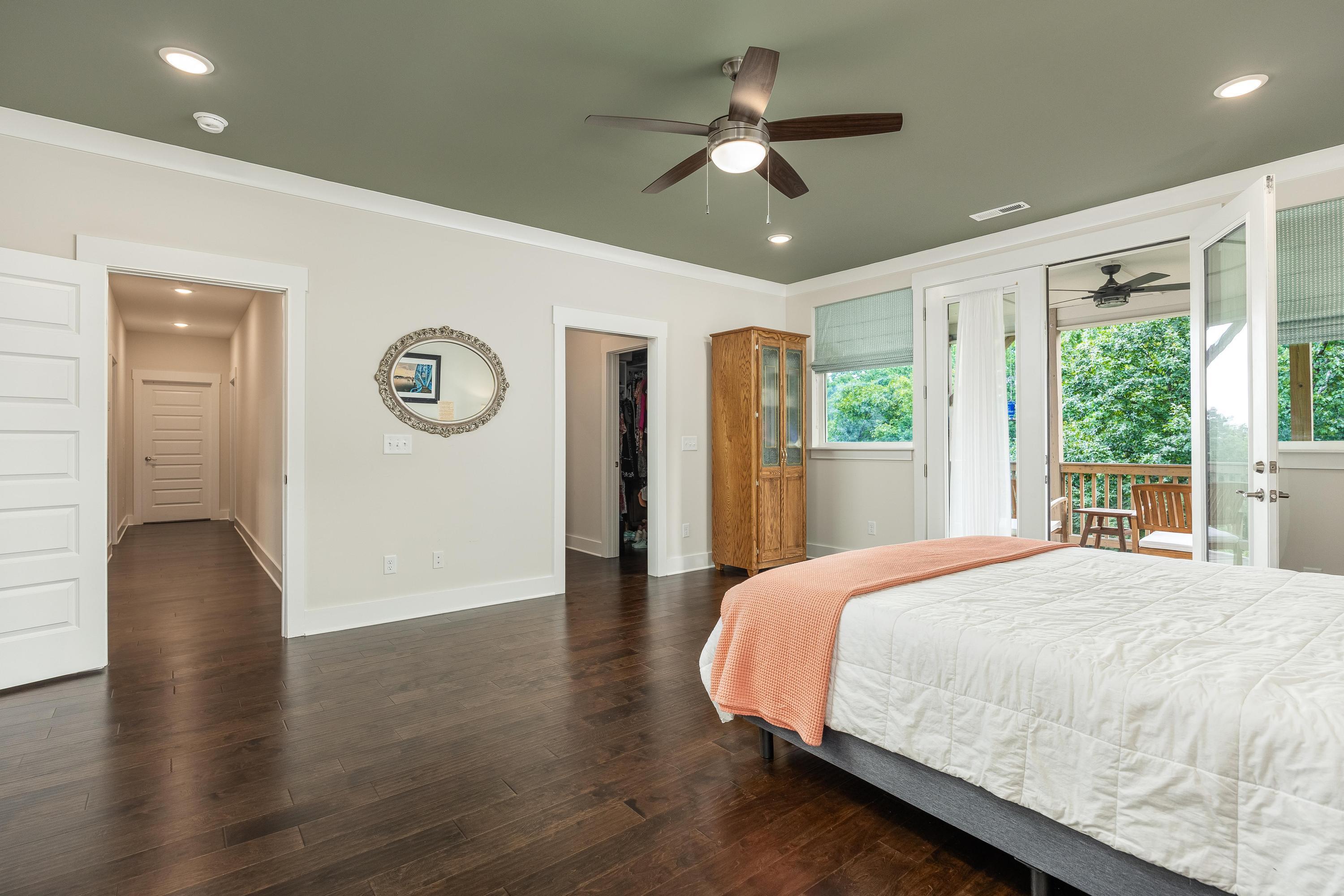 3142 Camber Hill