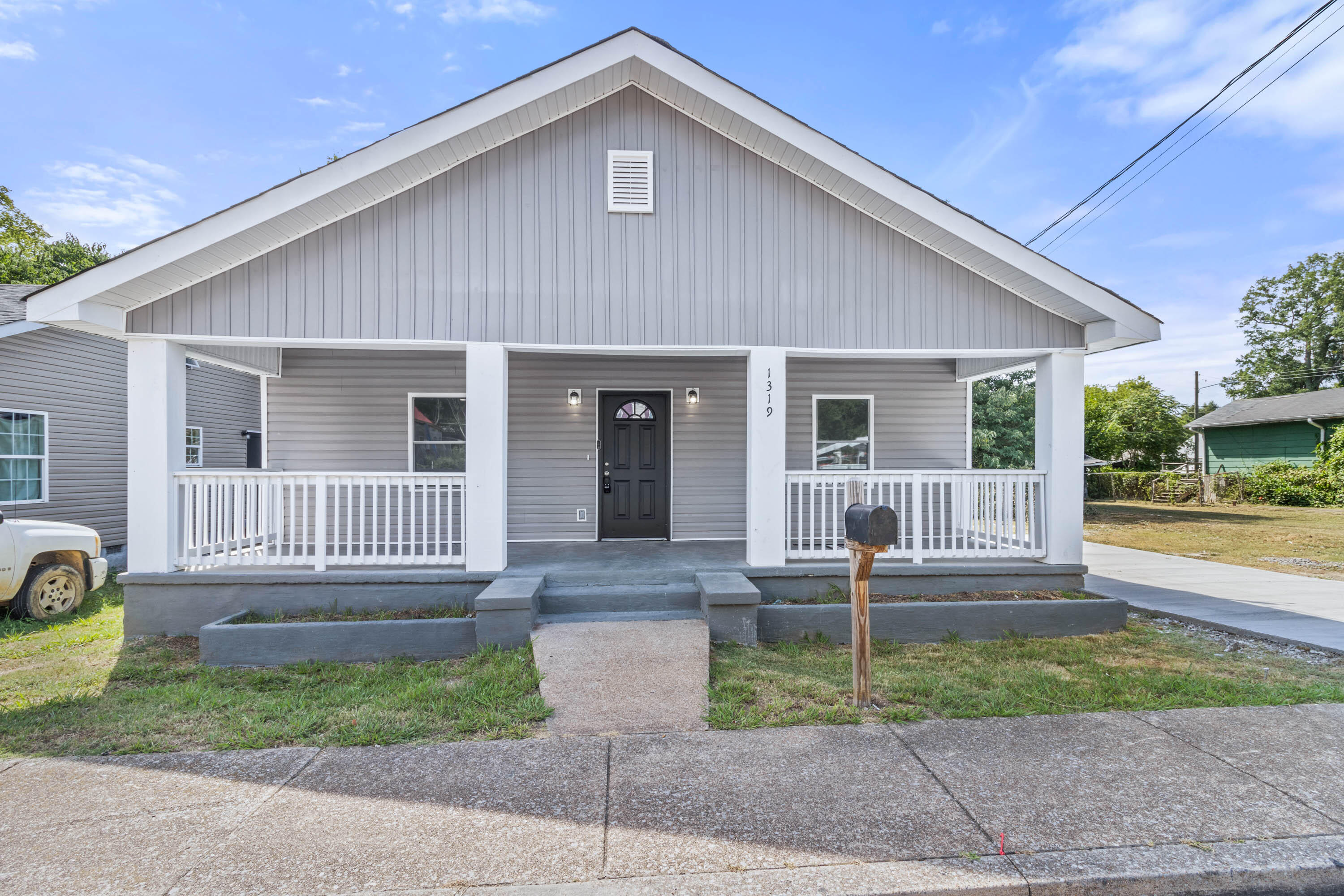 1319 Roanoke Avenue