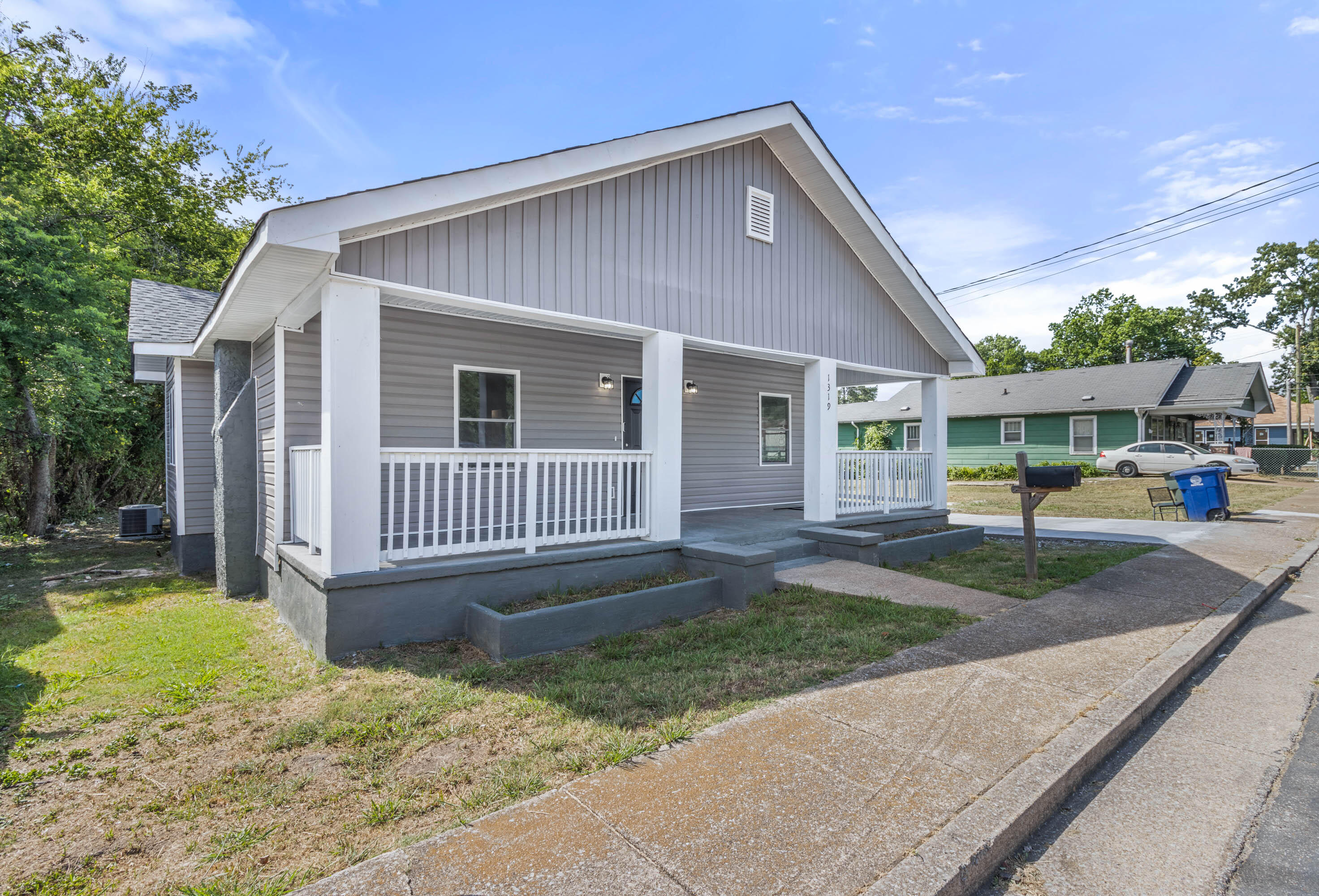 1319 Roanoke Avenue