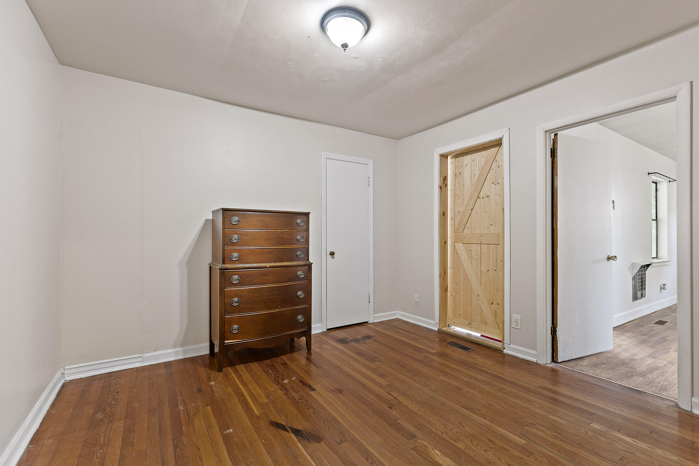 4327 Esterbrook Drive