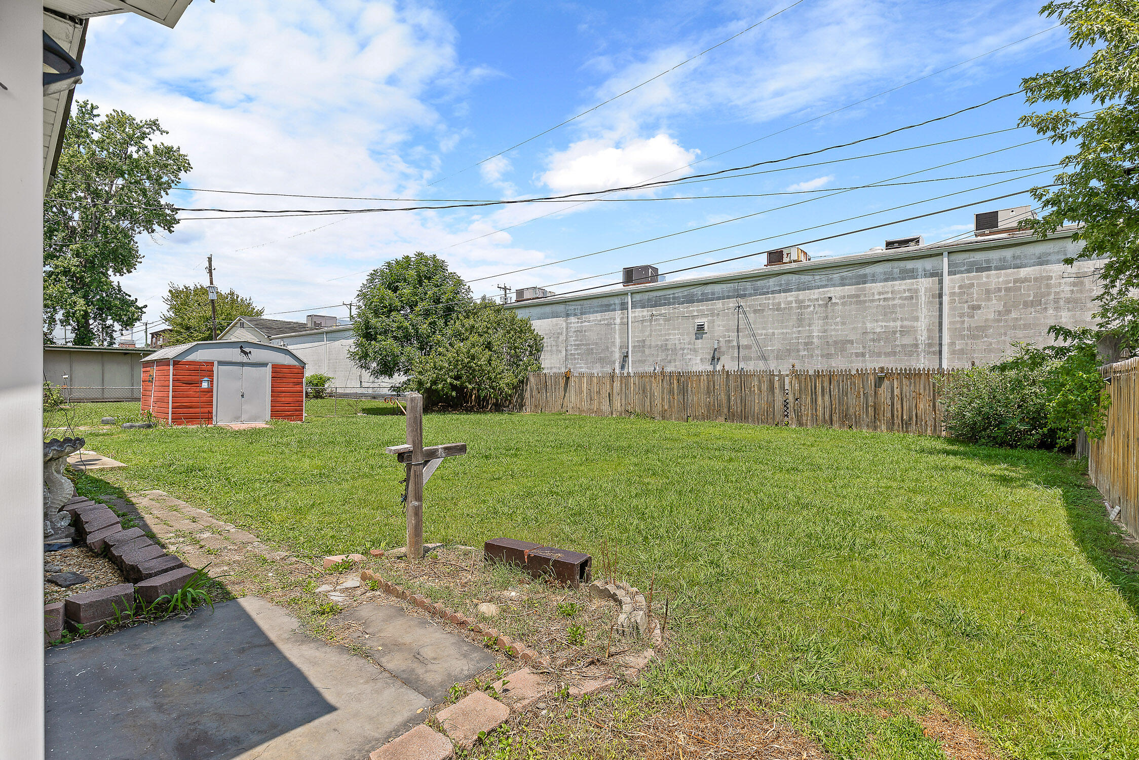 4327 Esterbrook Drive