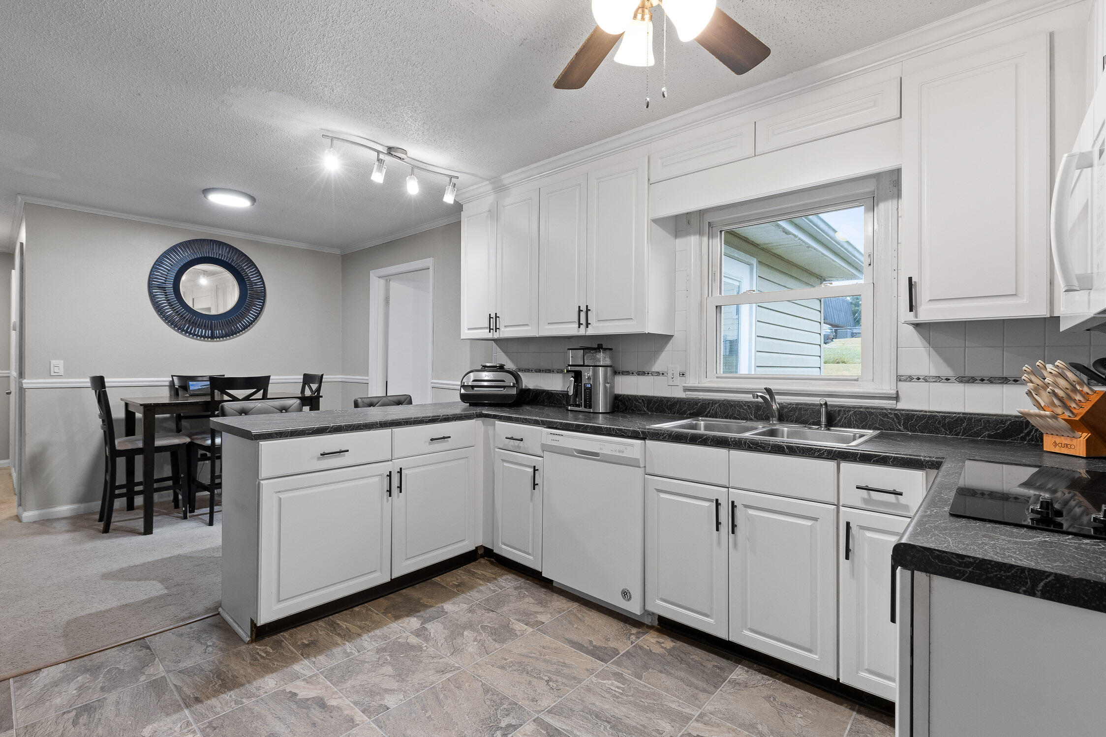 4027 Wonder Drive