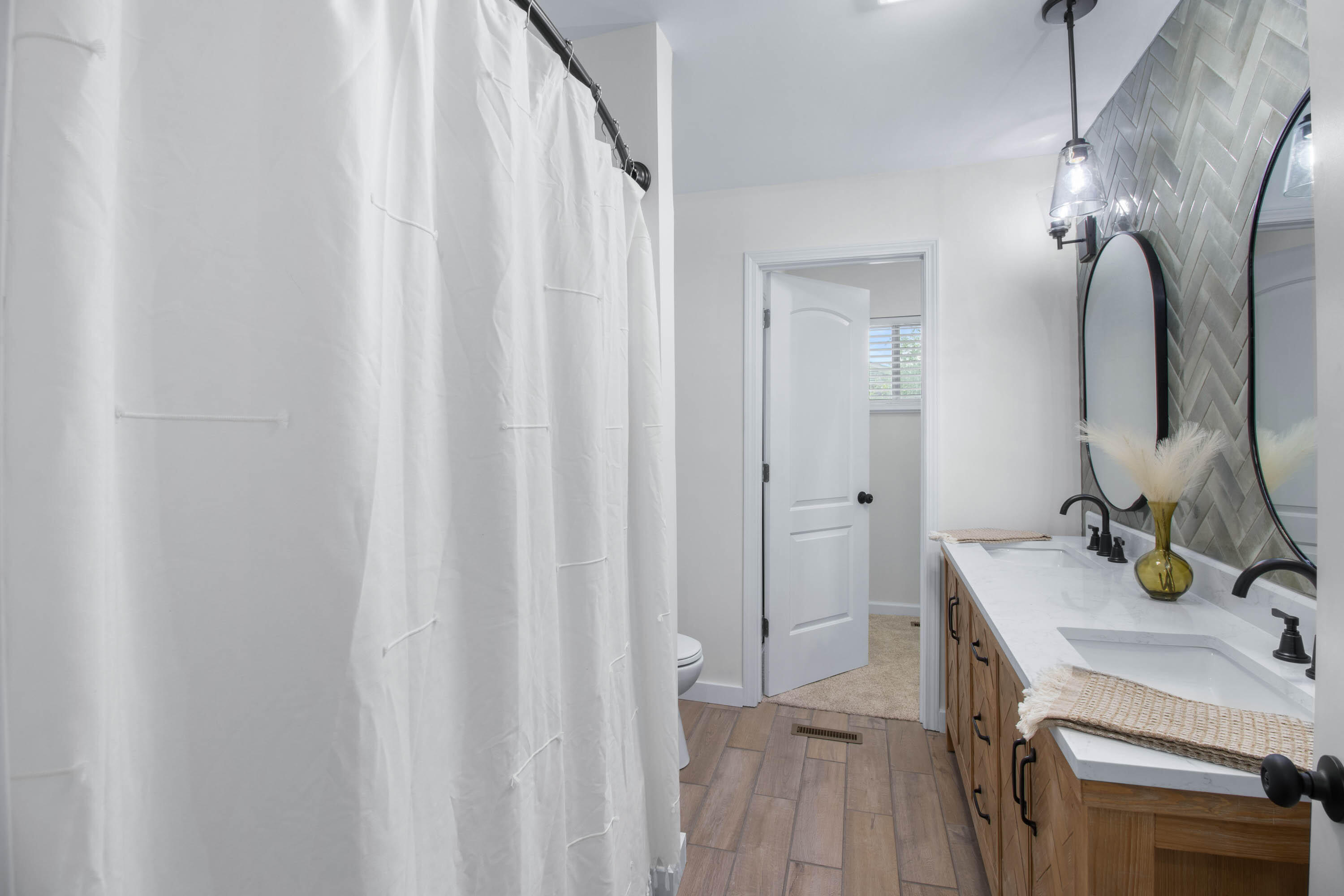 6929 Hickory View Lane