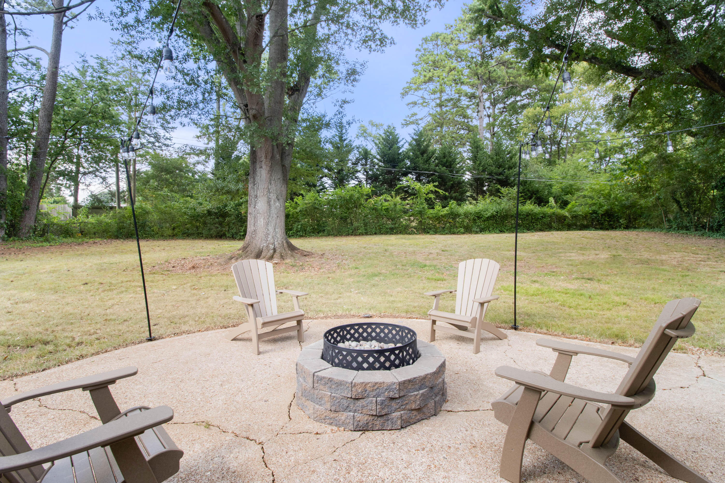 6929 Hickory View Lane