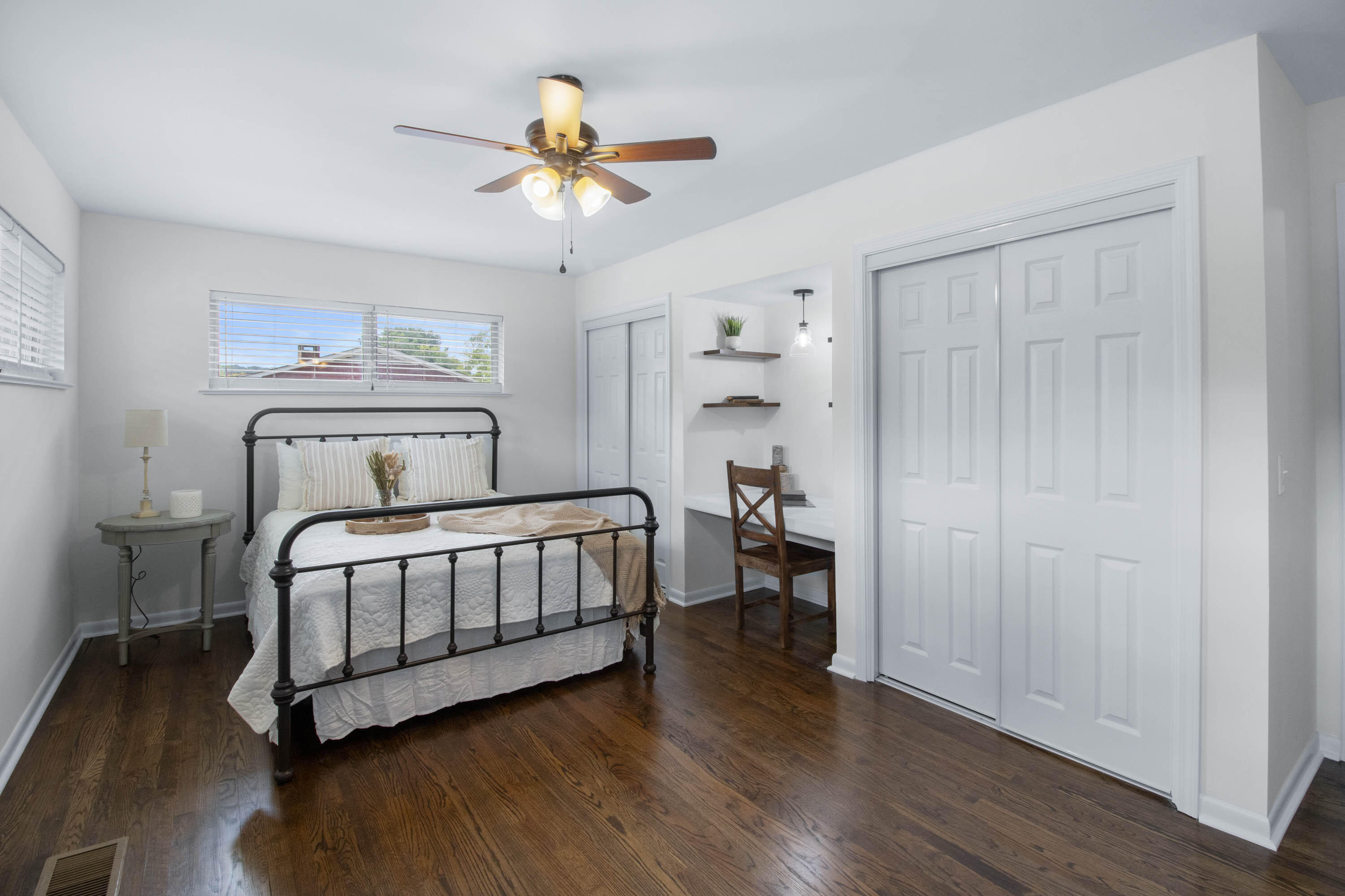 6929 Hickory View Lane