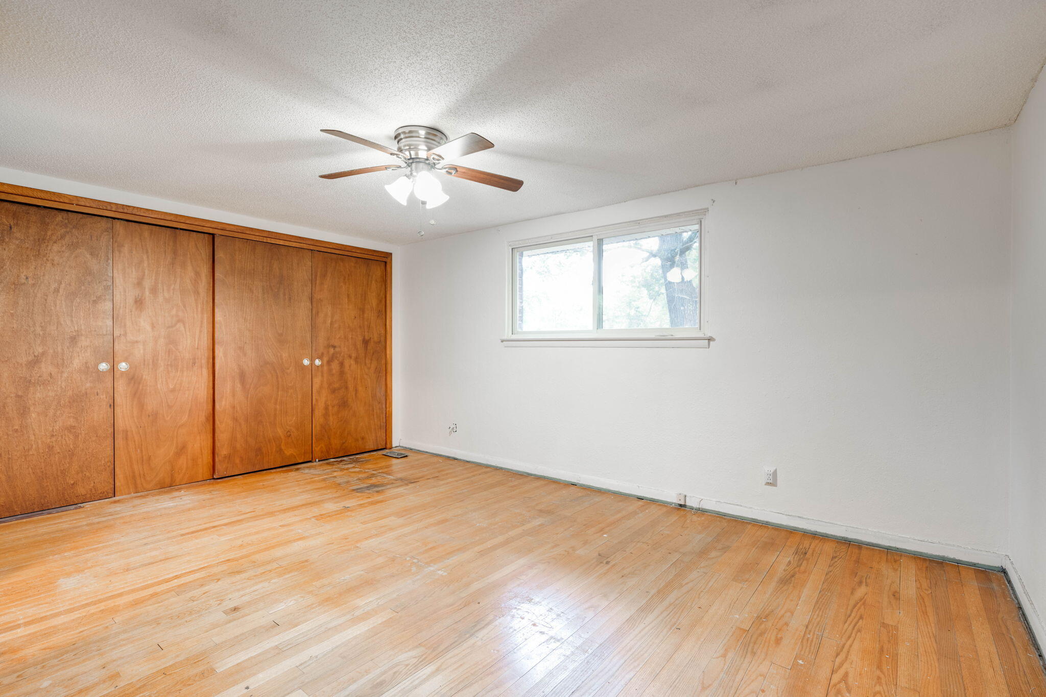 513 Las Lomas Drive