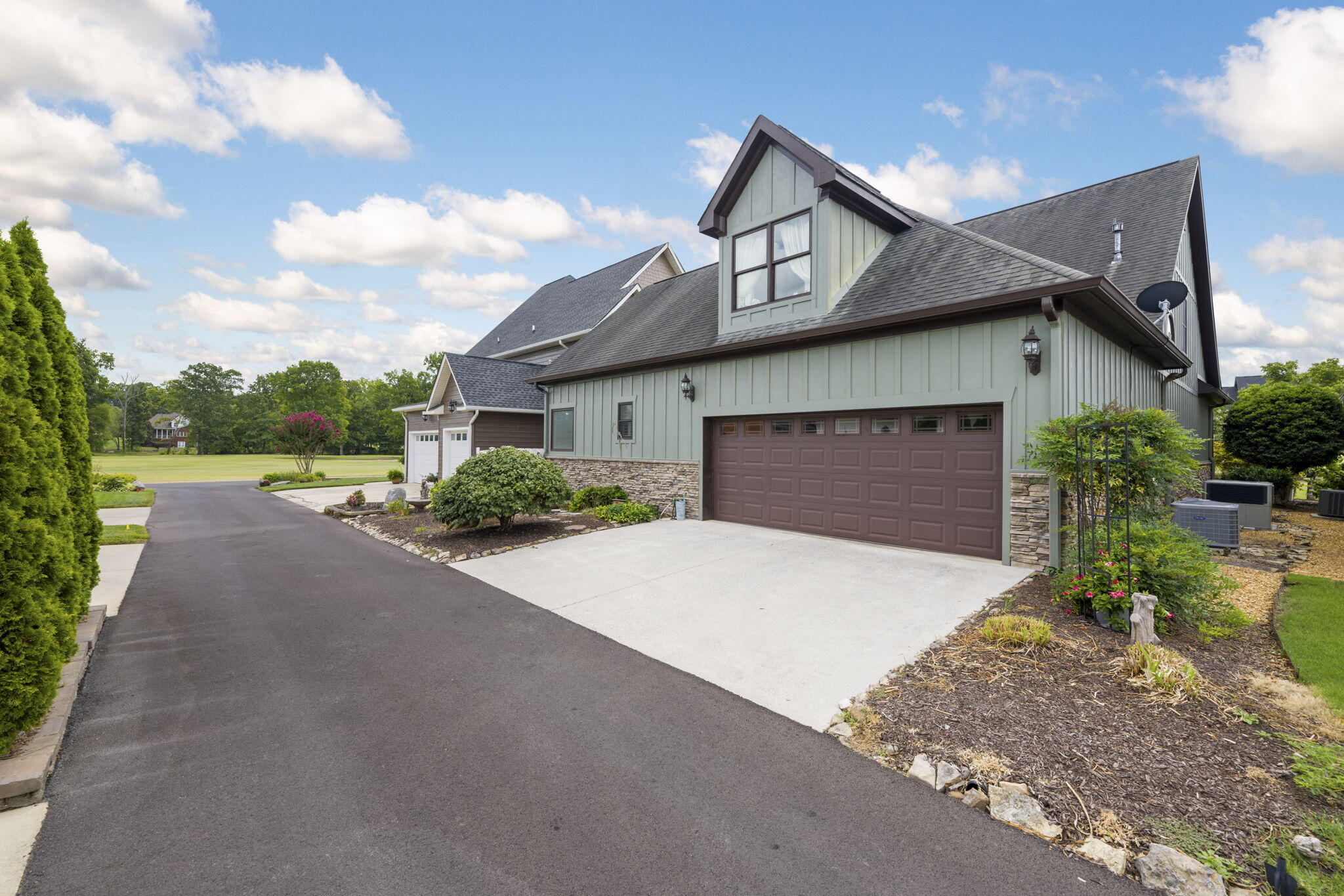 8471 Miss Tiffany Way