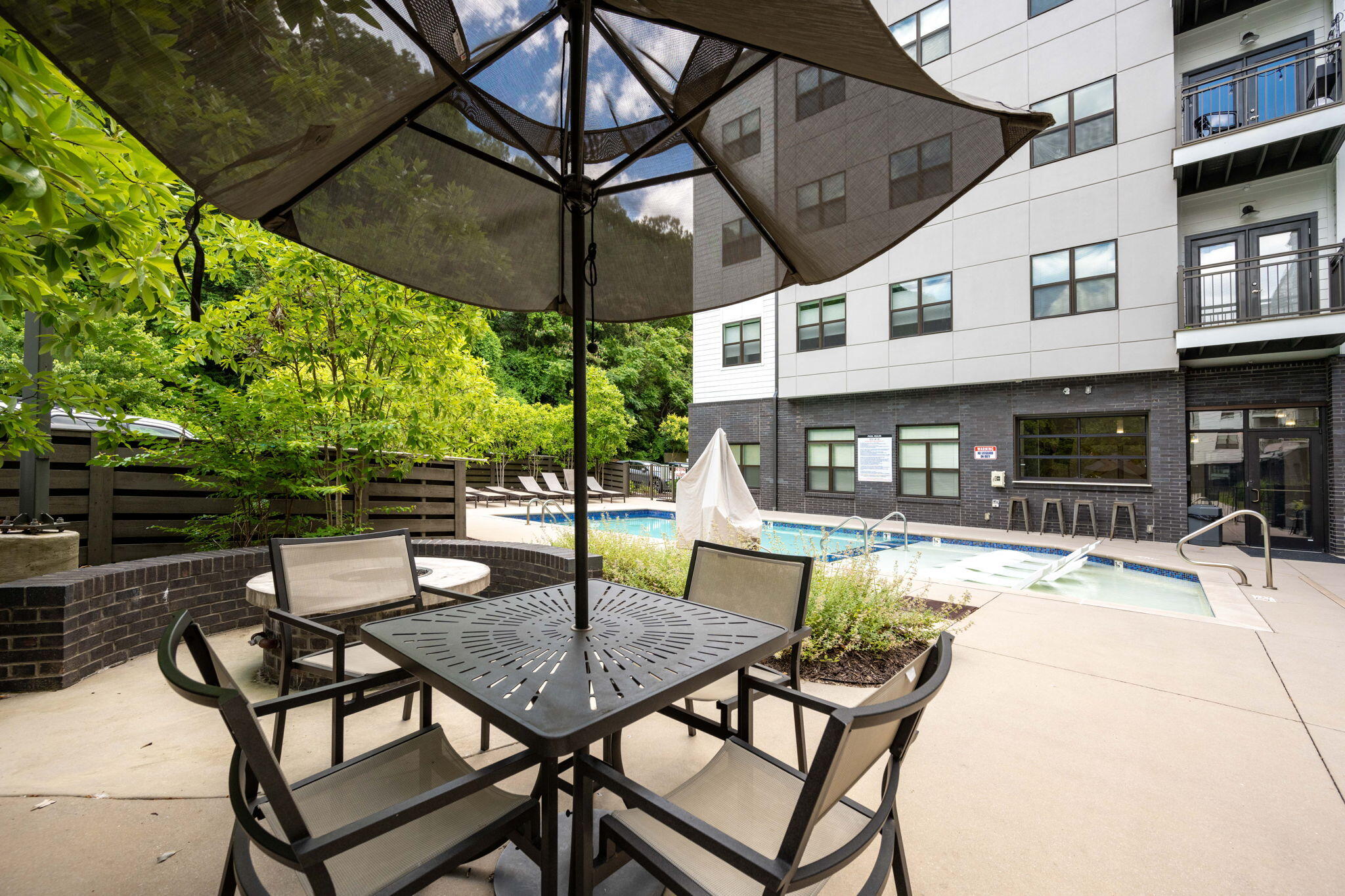 782 Riverfront Parkway, 319