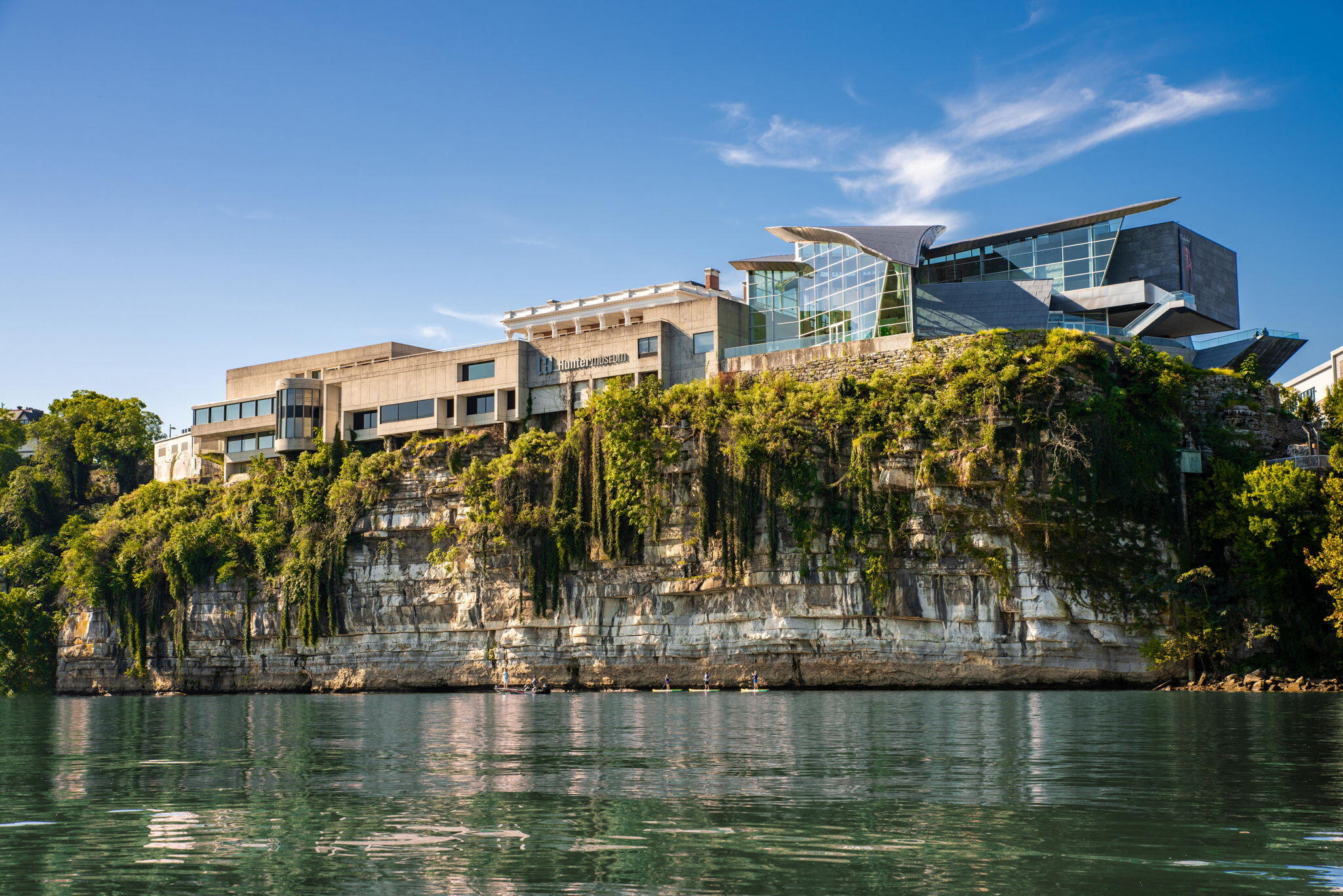 782 Riverfront Parkway, 319