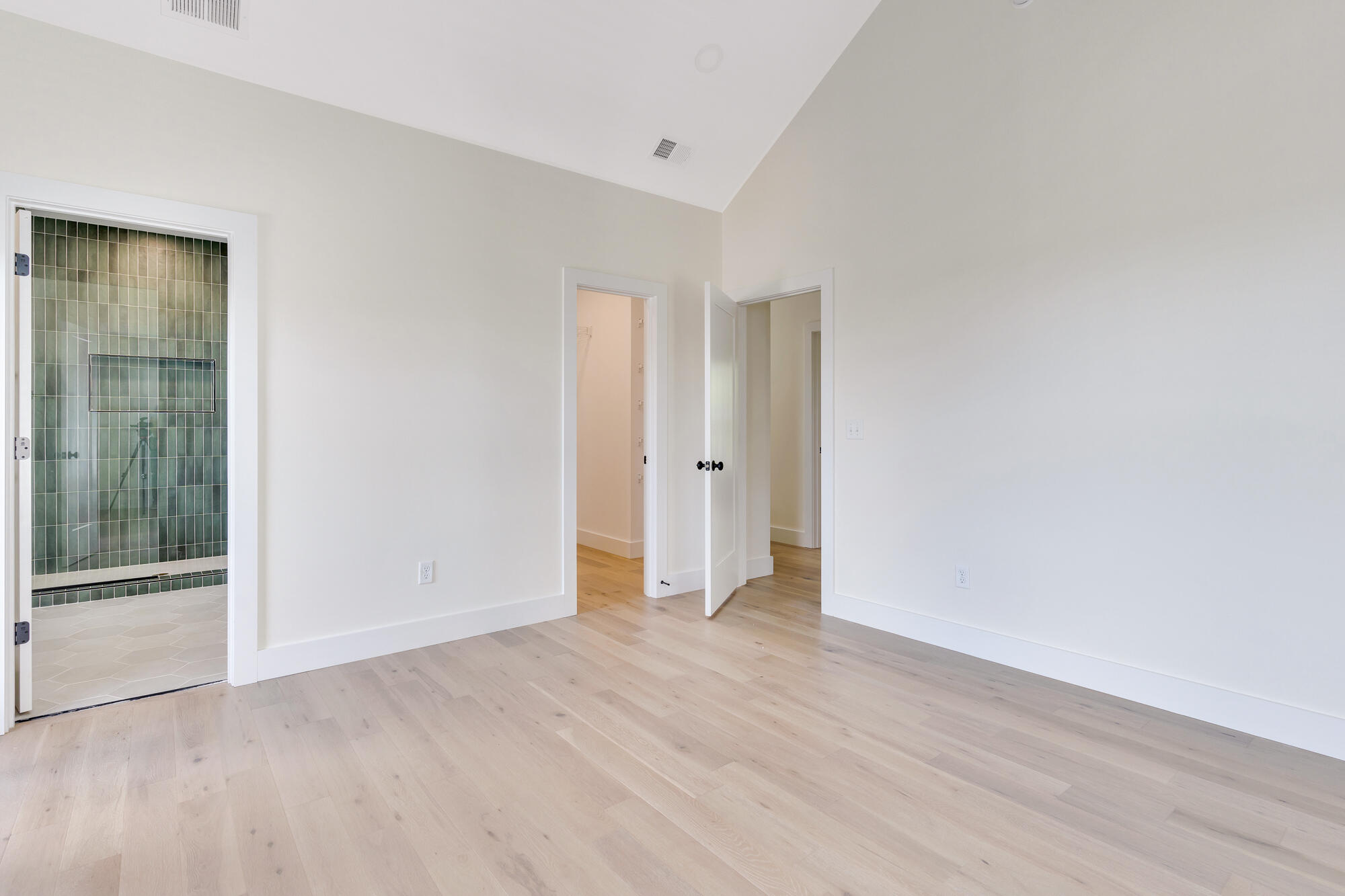 525 Oneal Street, A