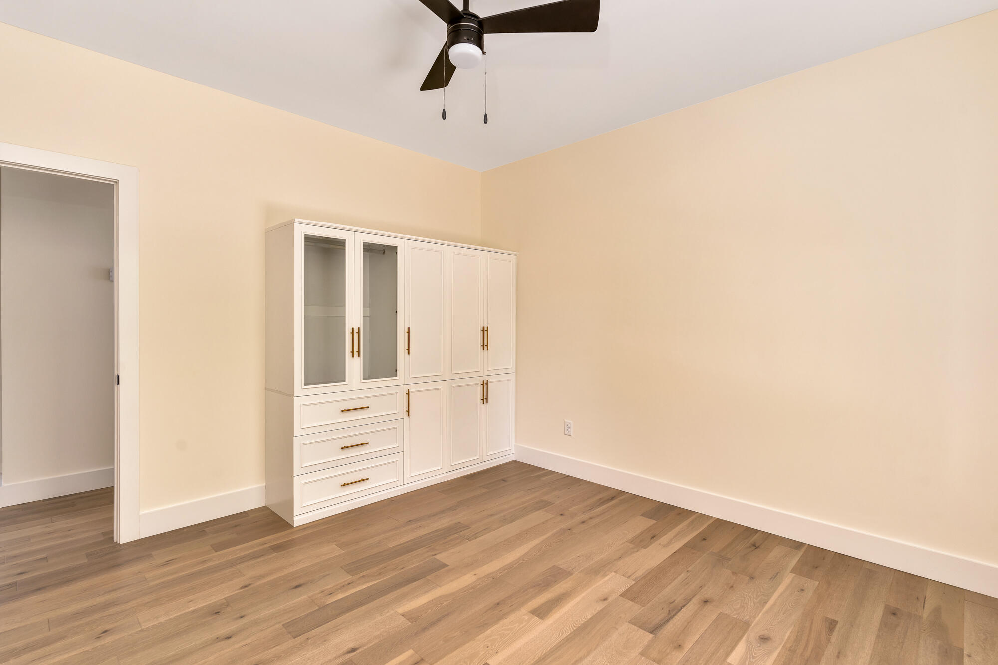 525 Oneal Street, A