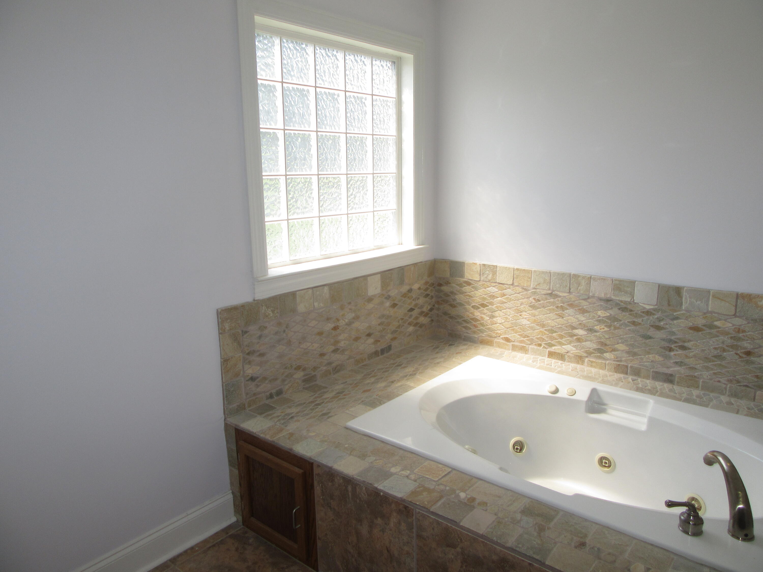 8664 Streamside Drive