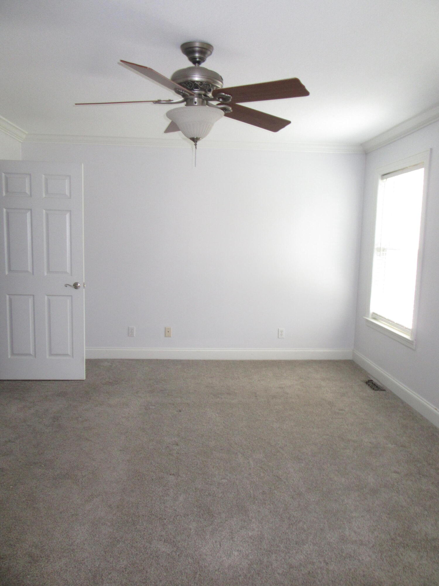 8664 Streamside Drive