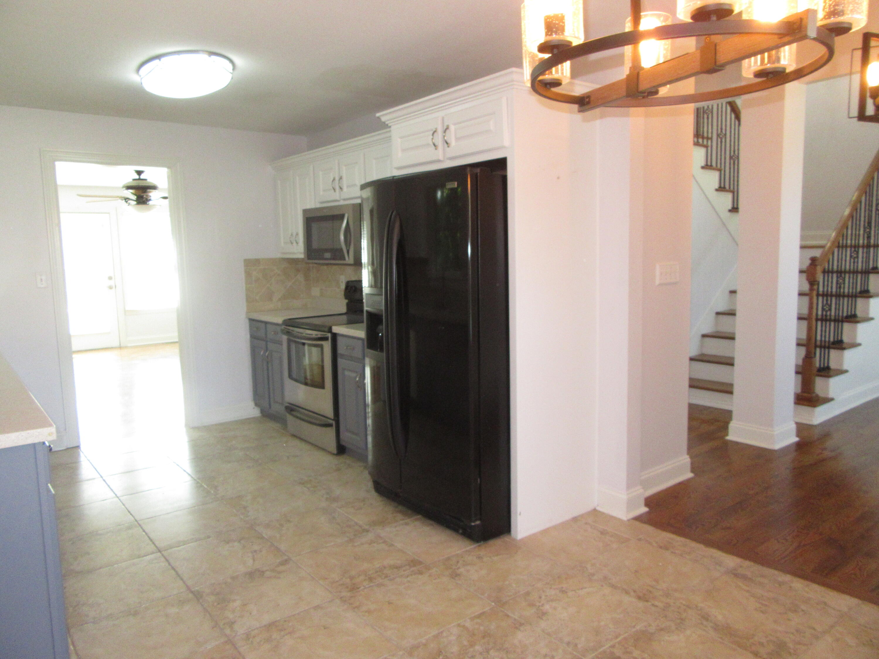 8664 Streamside Drive