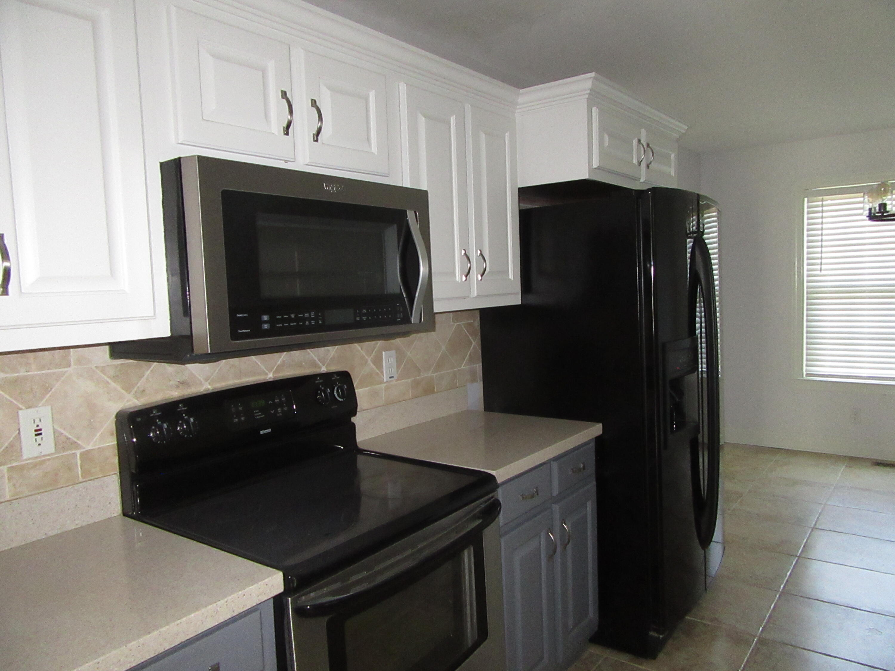 8664 Streamside Drive