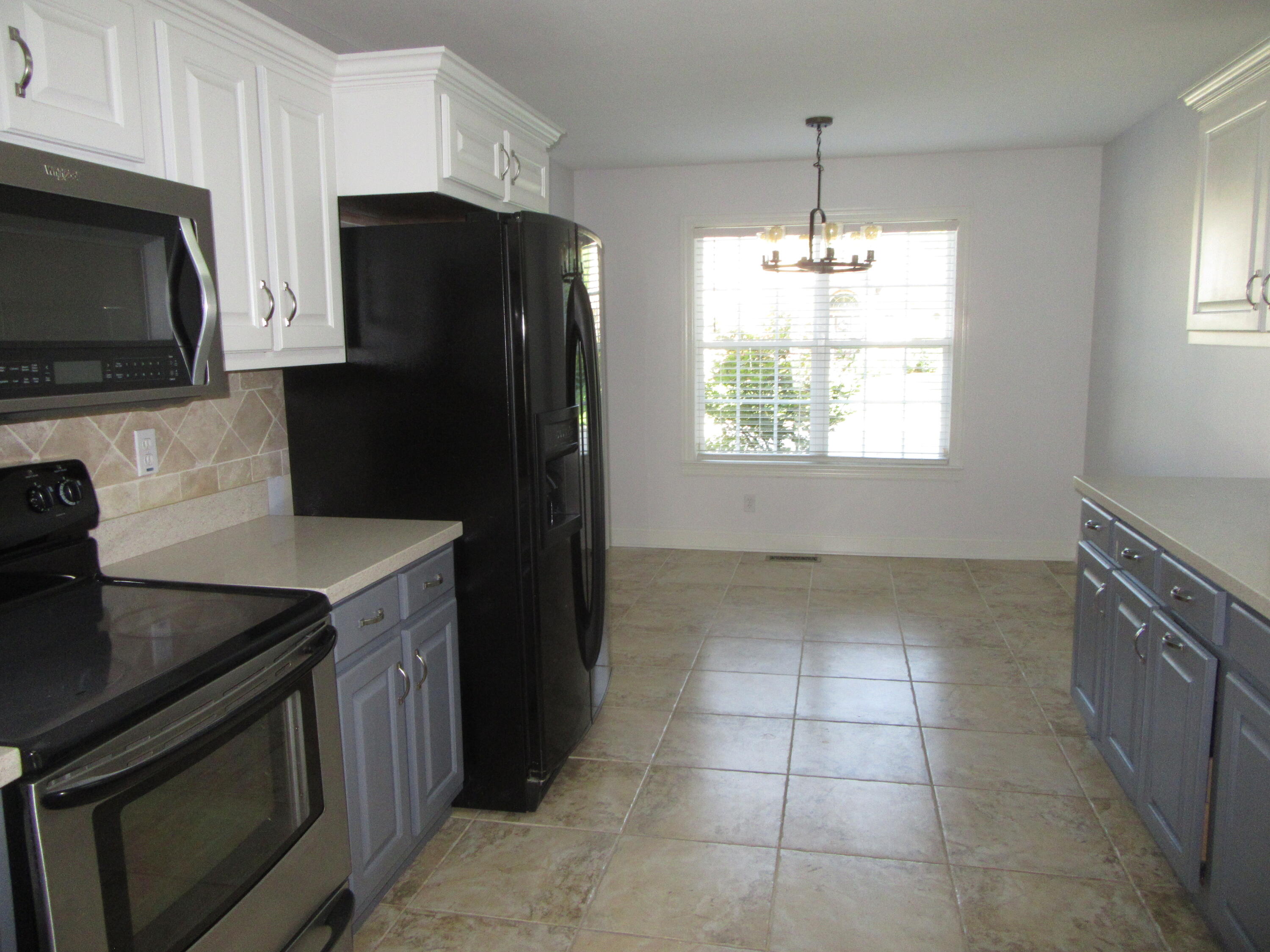 8664 Streamside Drive