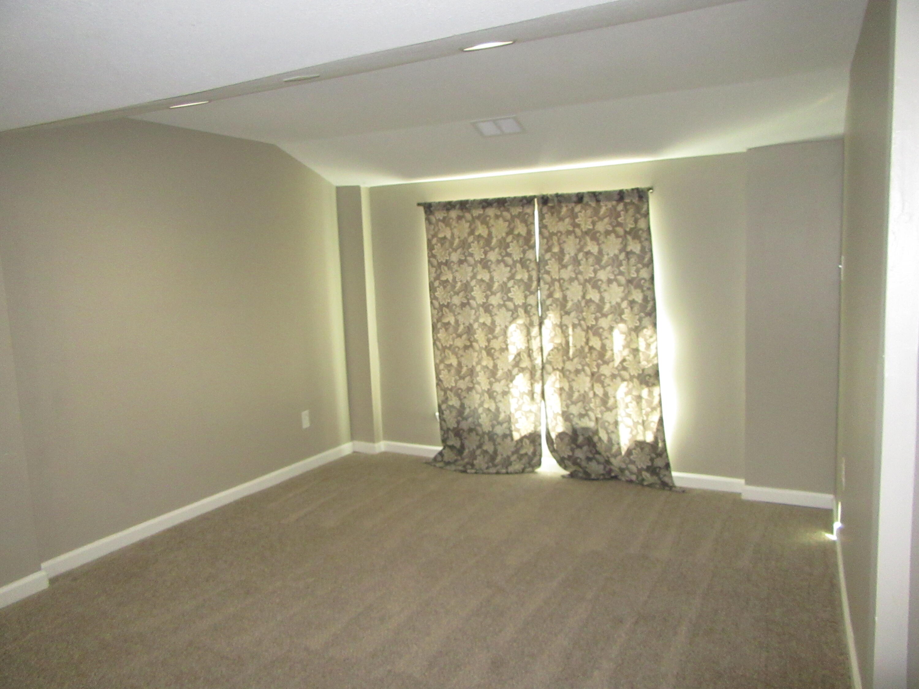 4074 W Freedom Circle