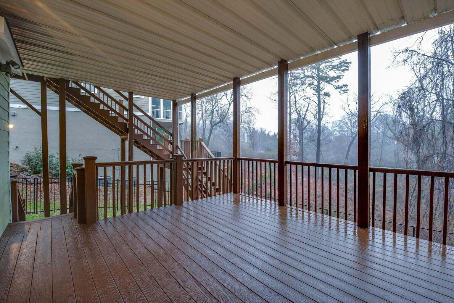 1007 E Dallas Road
