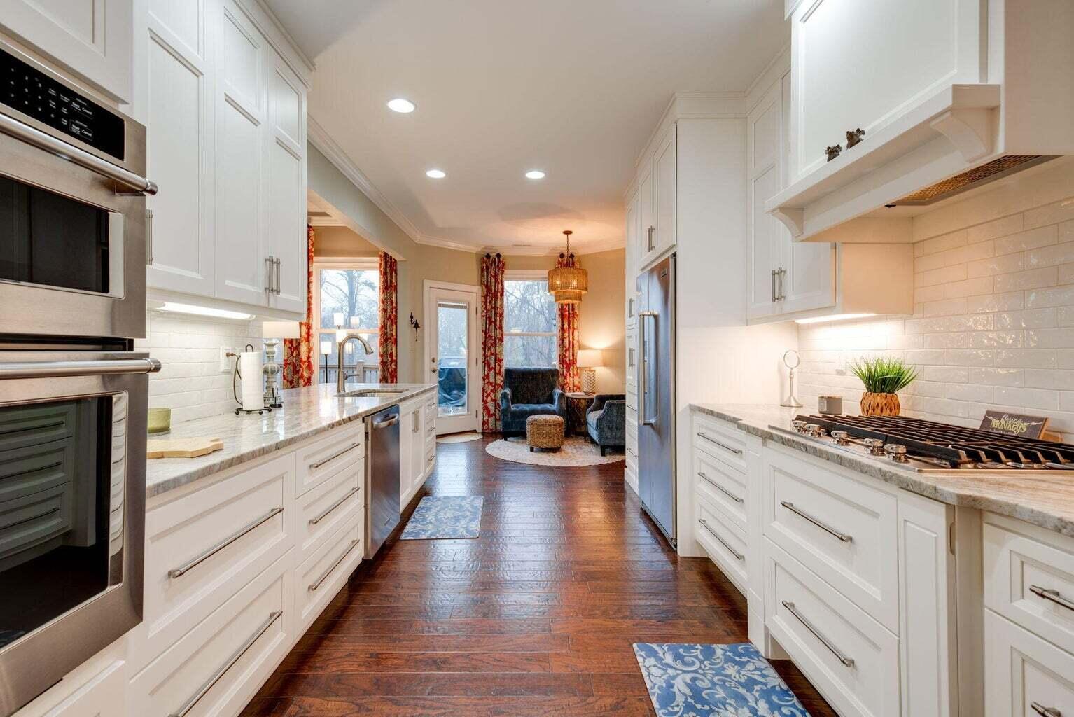 1007 E Dallas Road