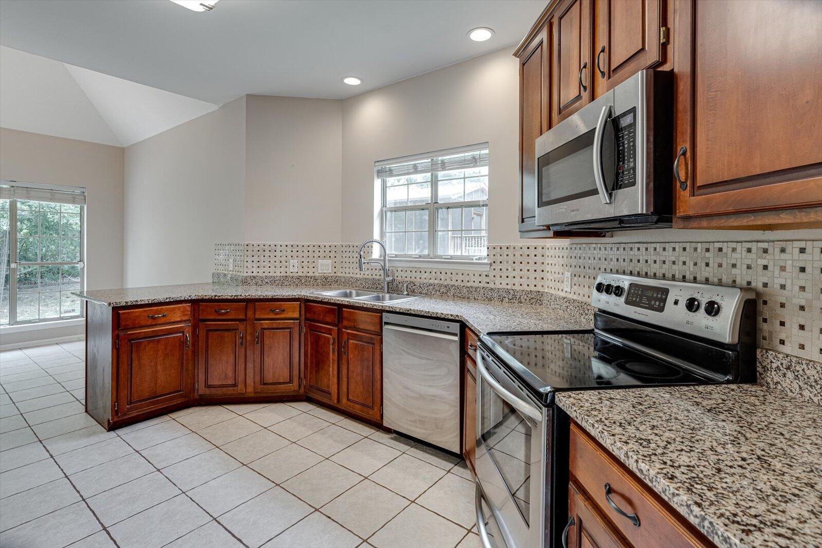 2509 Hamilton Cove Drive