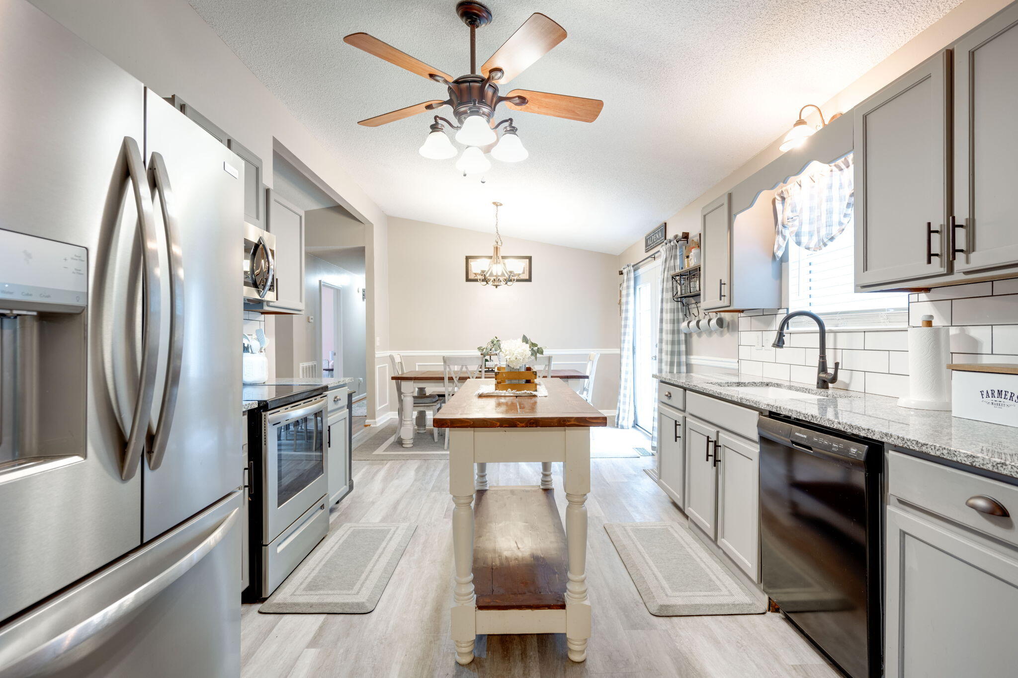 7016 Cedar Crest Circle