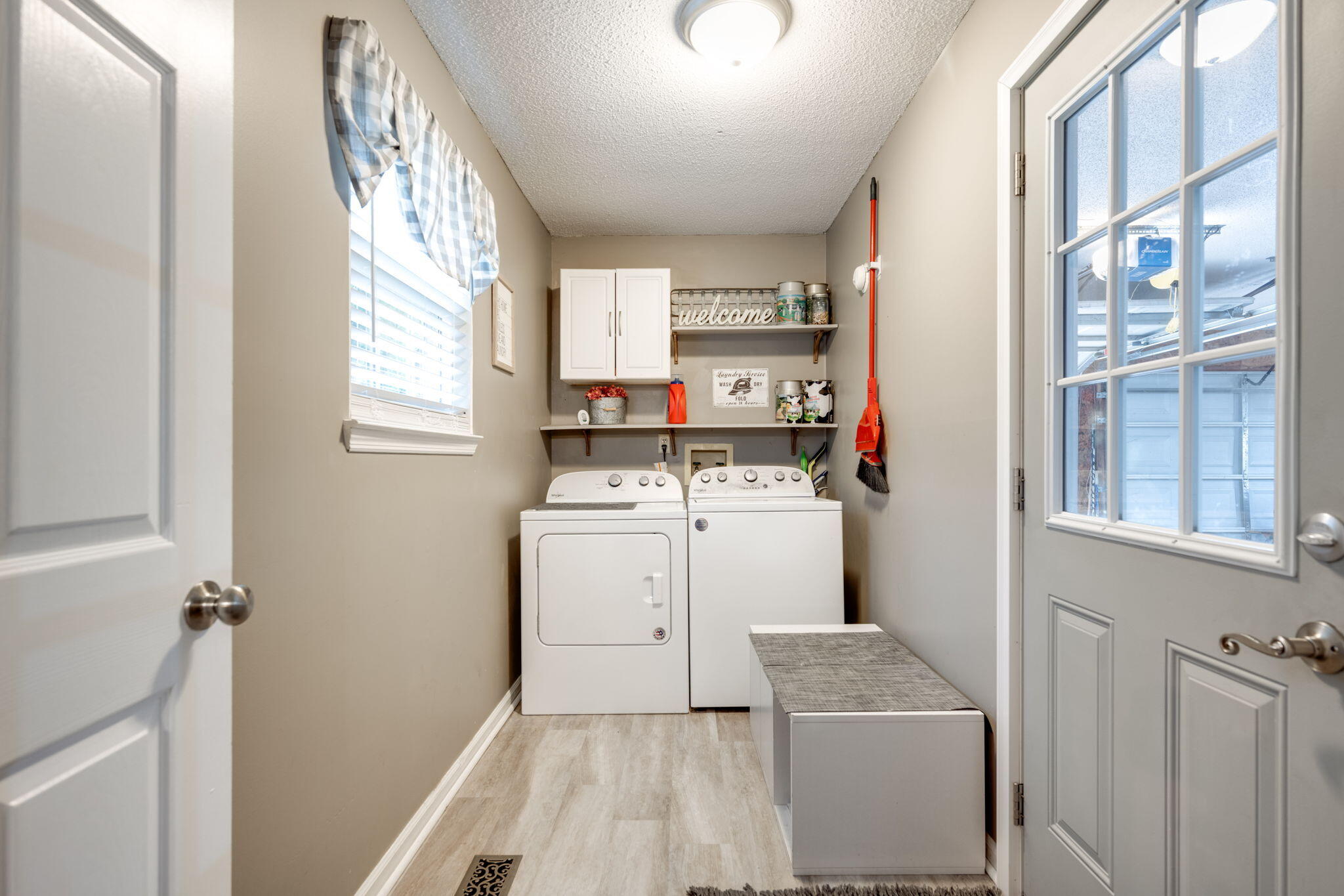7016 Cedar Crest Circle
