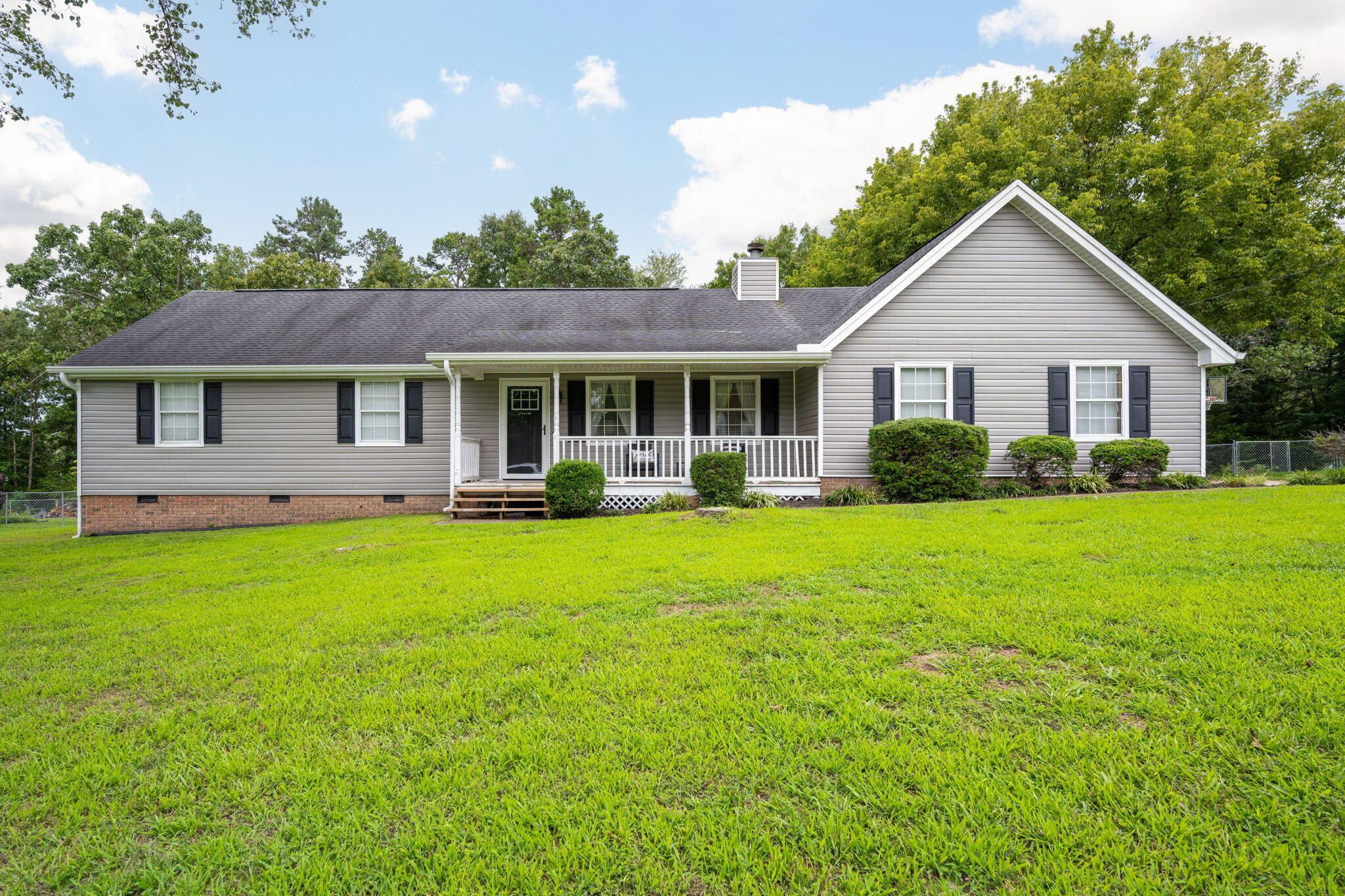 7016 Cedar Crest Circle