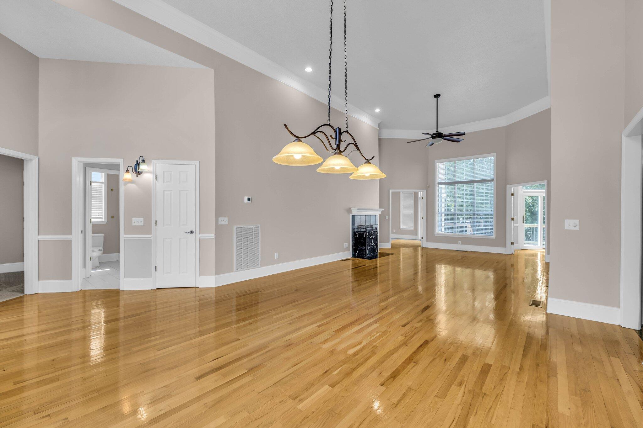 6826 Chiswick Drive