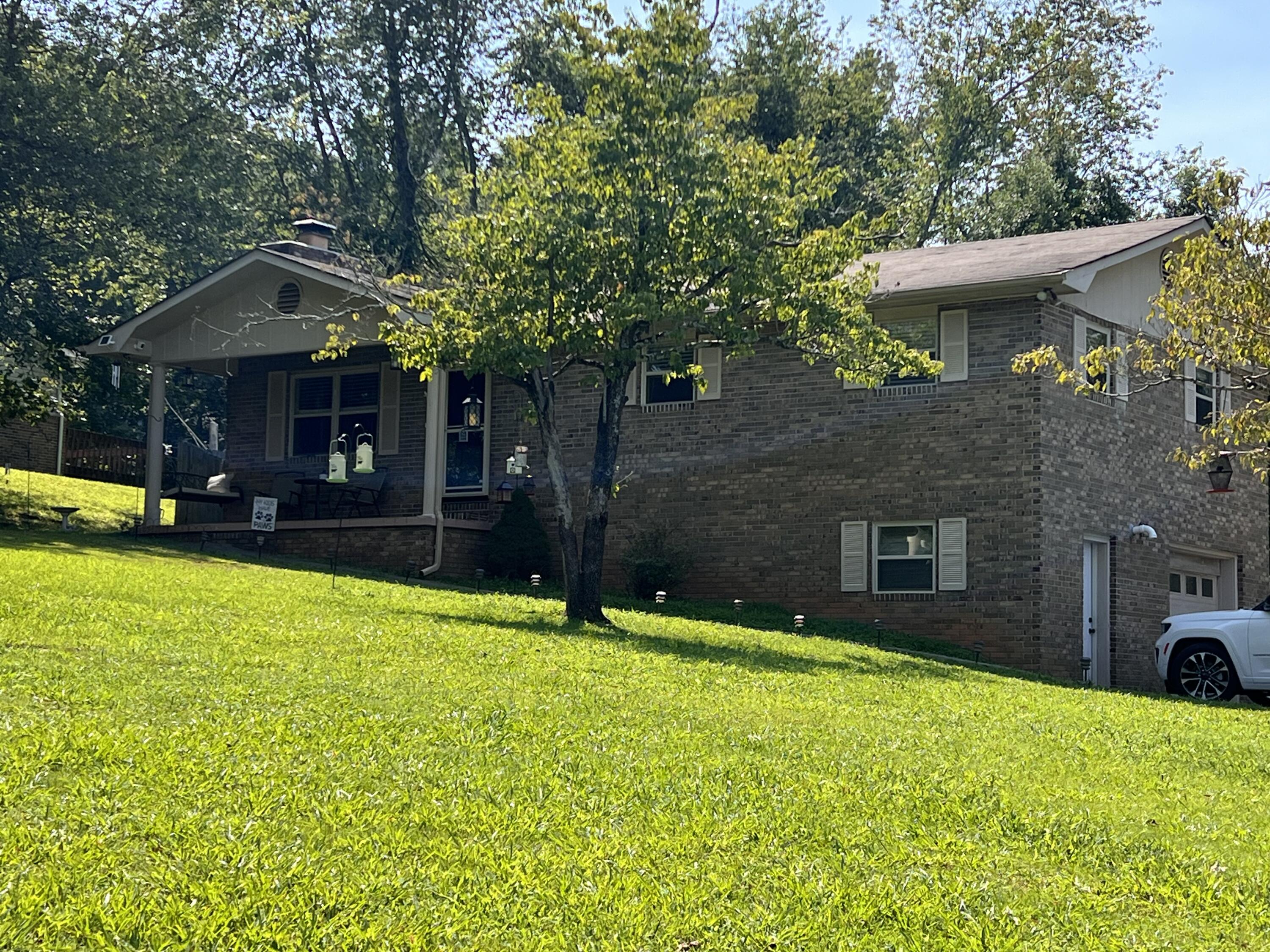 200 Laurel Drive