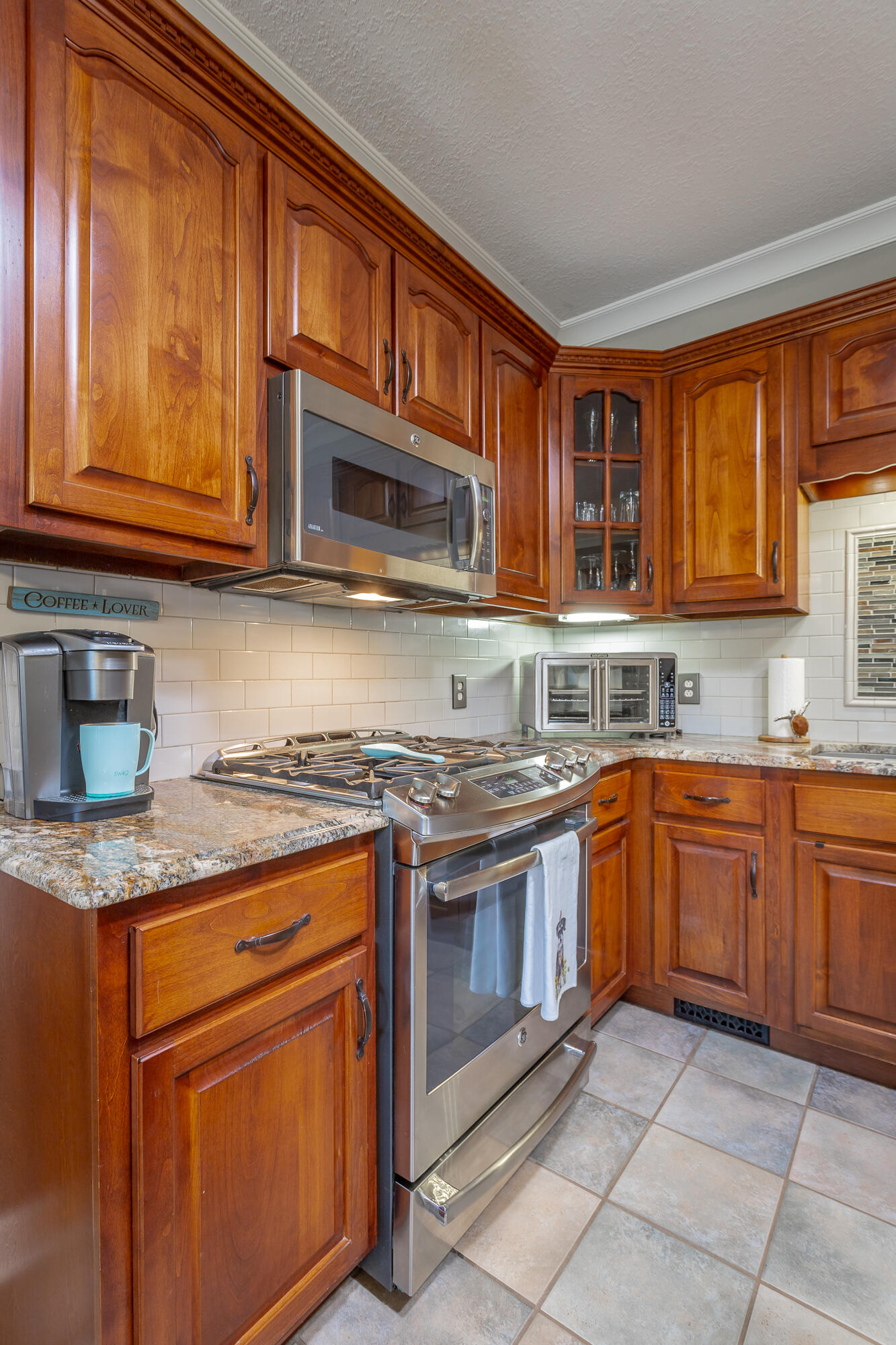 714 Dailey Hill Road