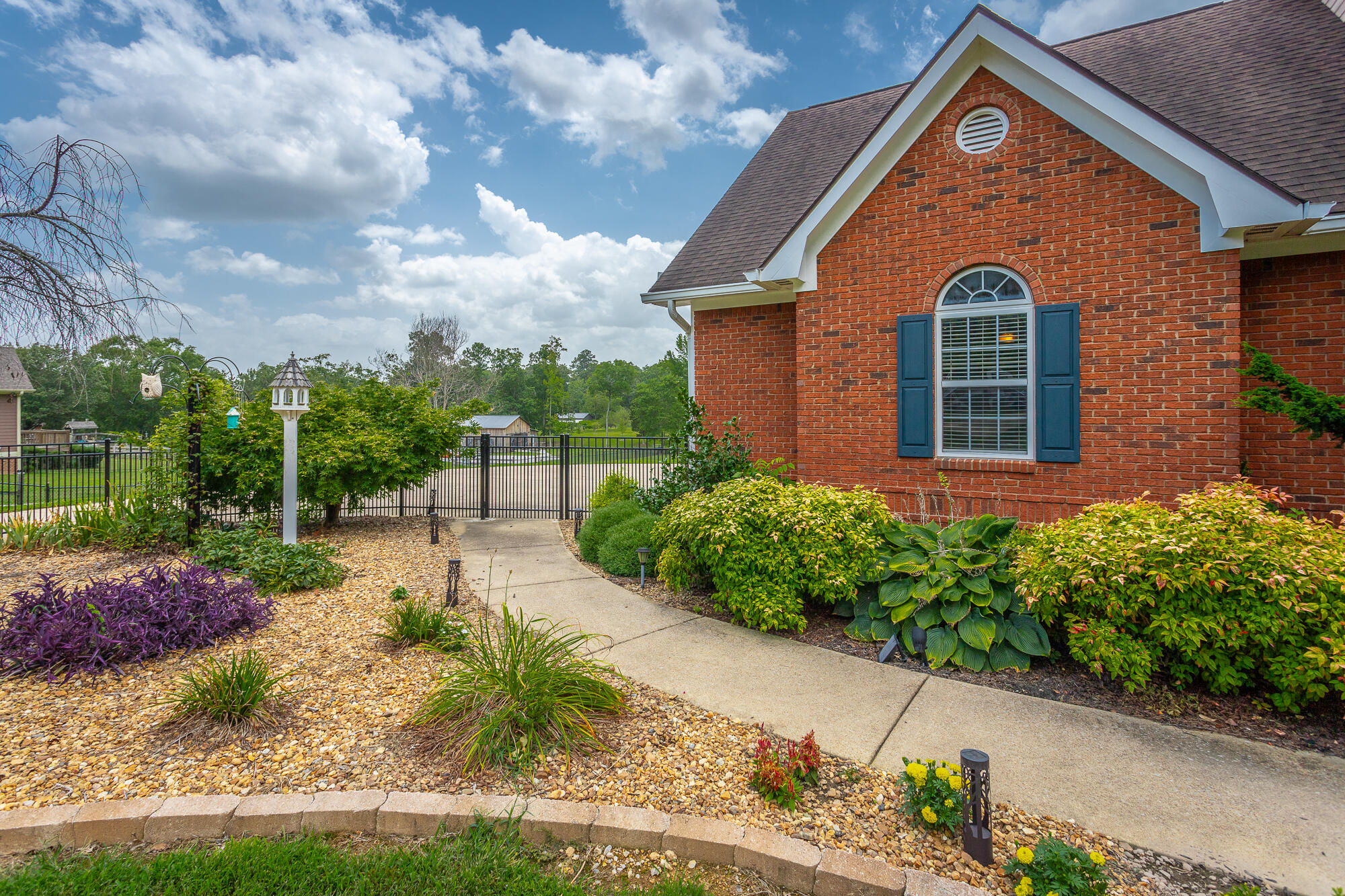 714 Dailey Hill Road