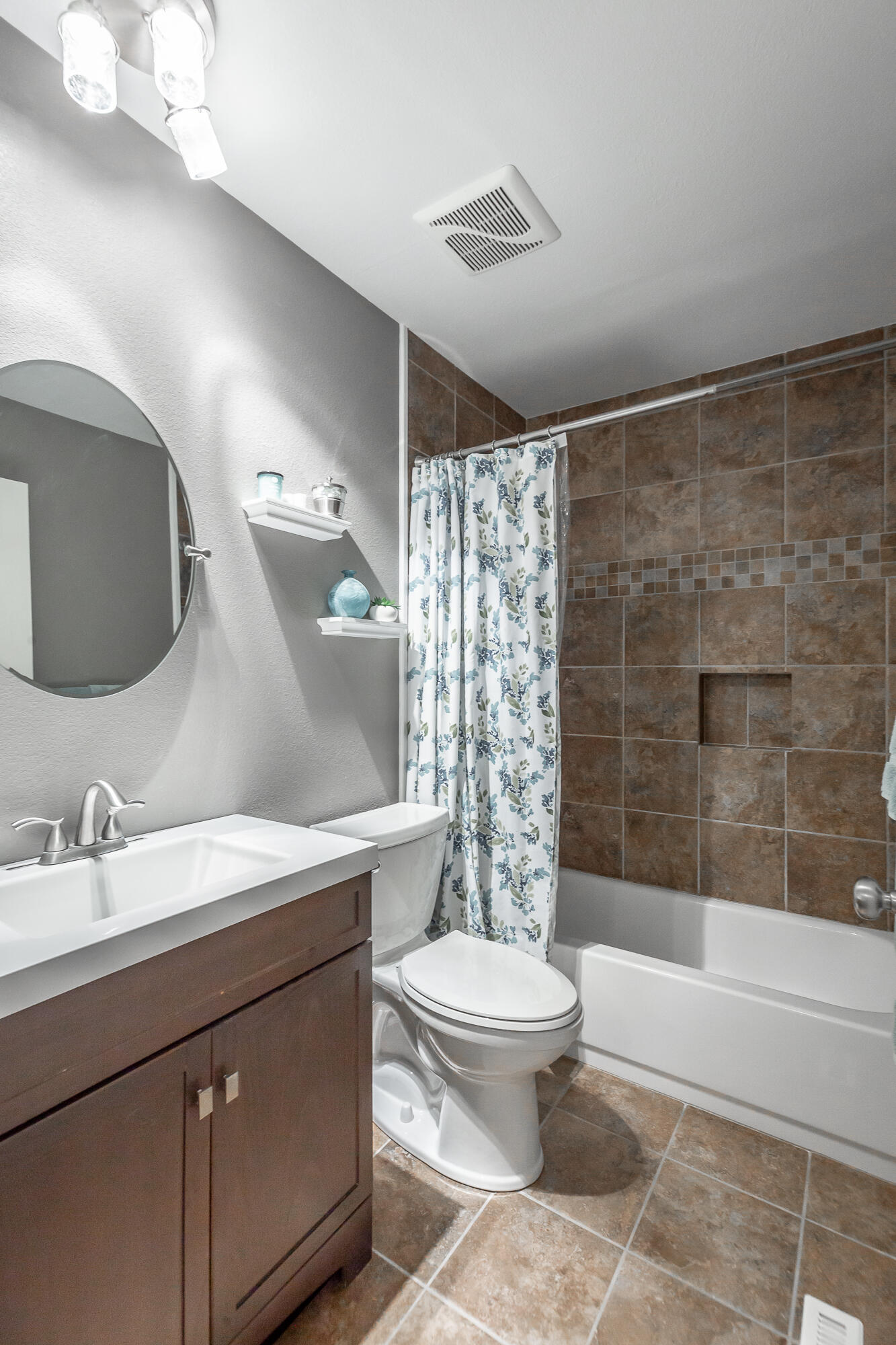 5501 Fawn Ridge Drive