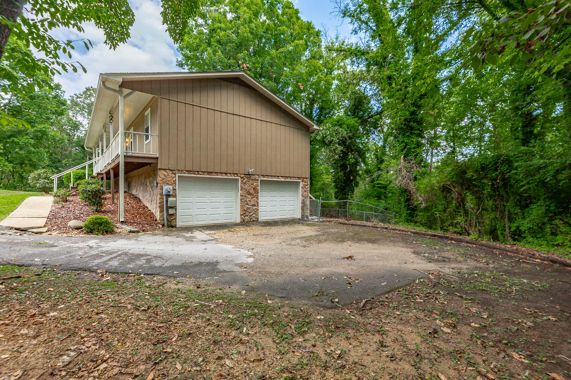 5501 Fawn Ridge Drive