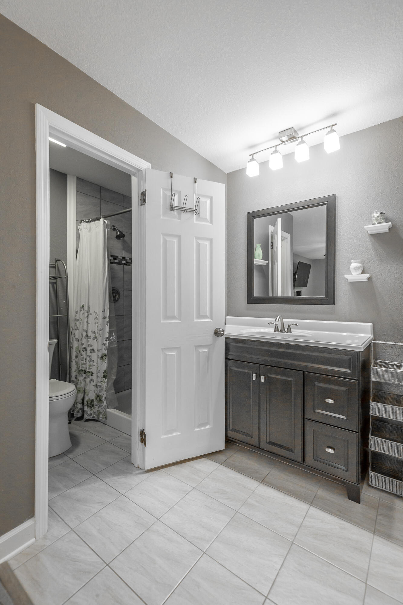 5501 Fawn Ridge Drive