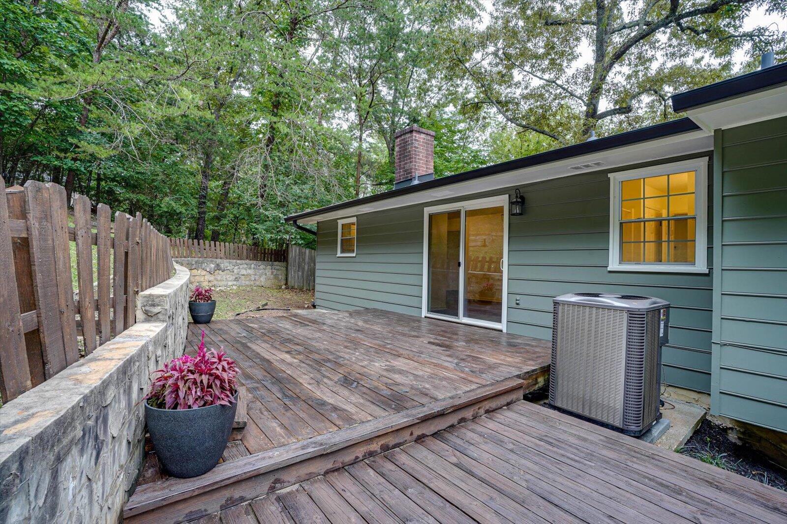 7610 Cove Ridge Drive