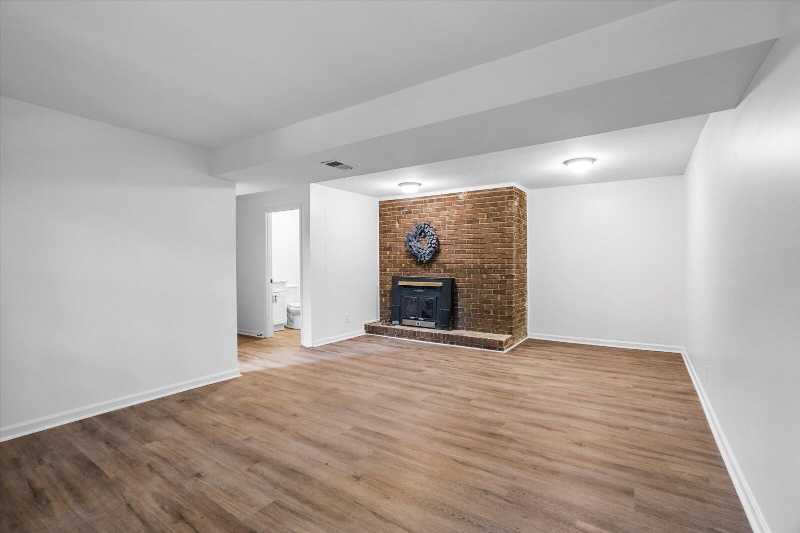 7610 Cove Ridge Drive