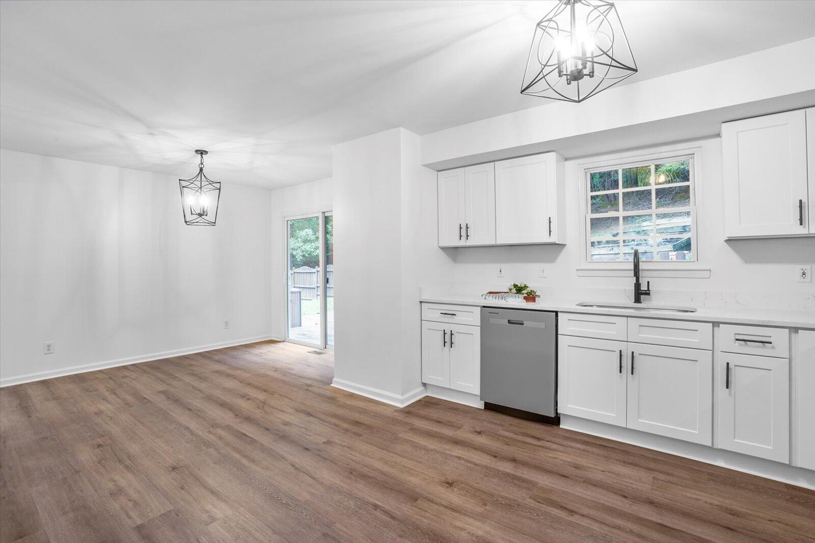 7610 Cove Ridge Drive