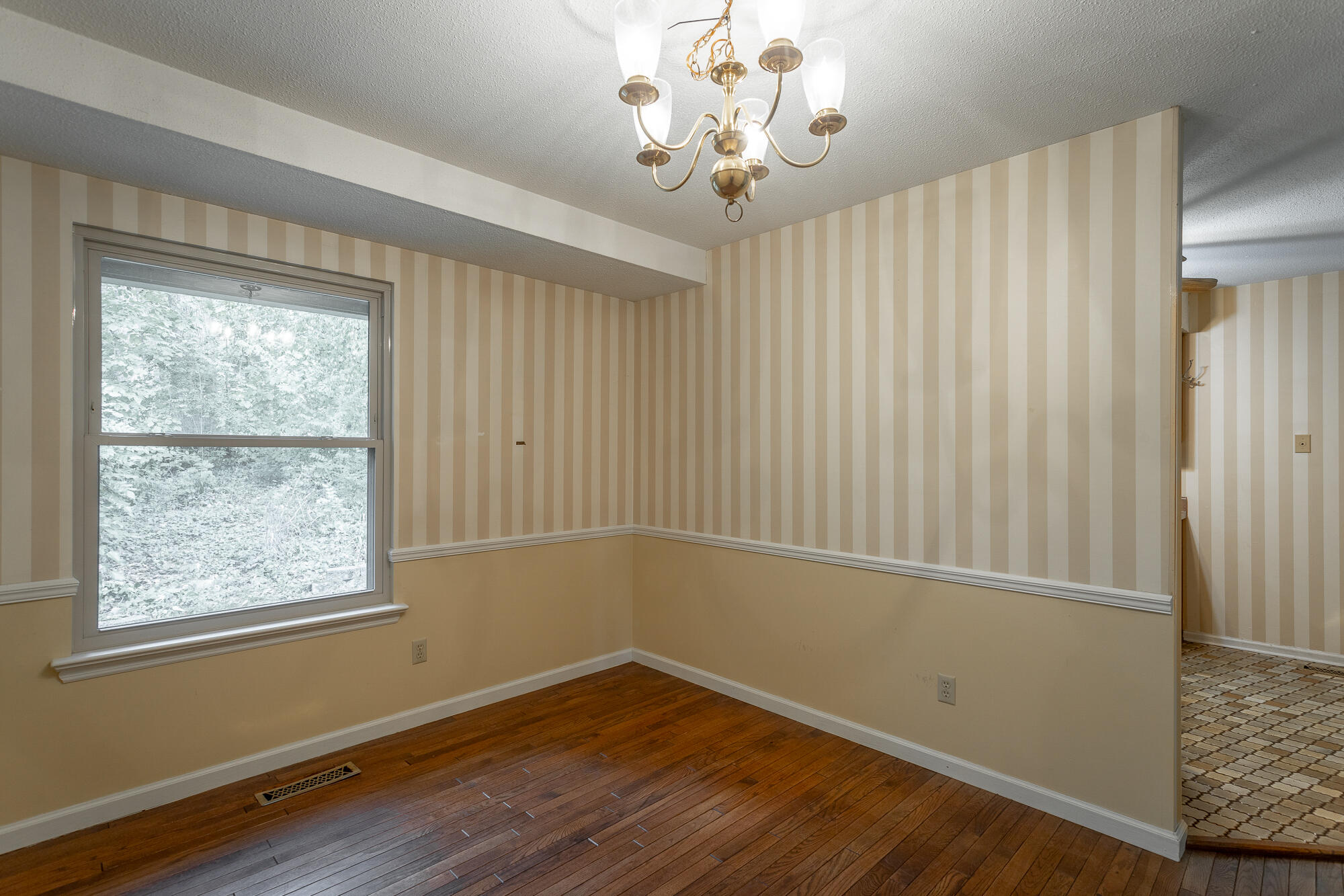 501 Glenn Lane