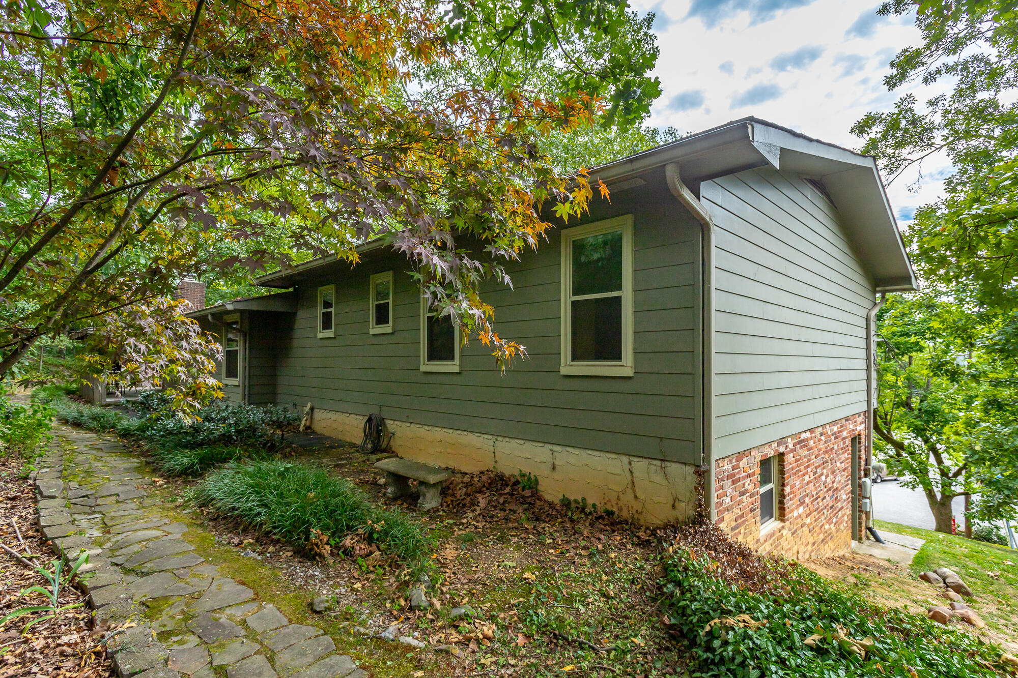 501 Glenn Lane