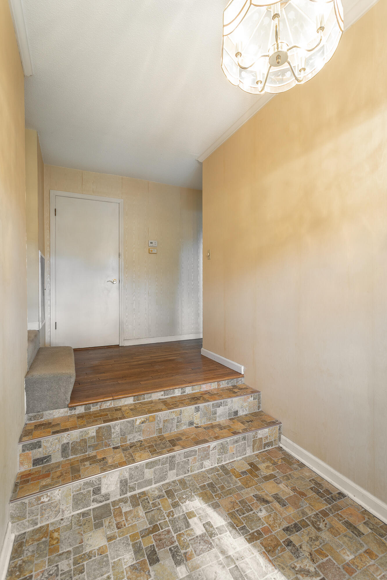 501 Glenn Lane
