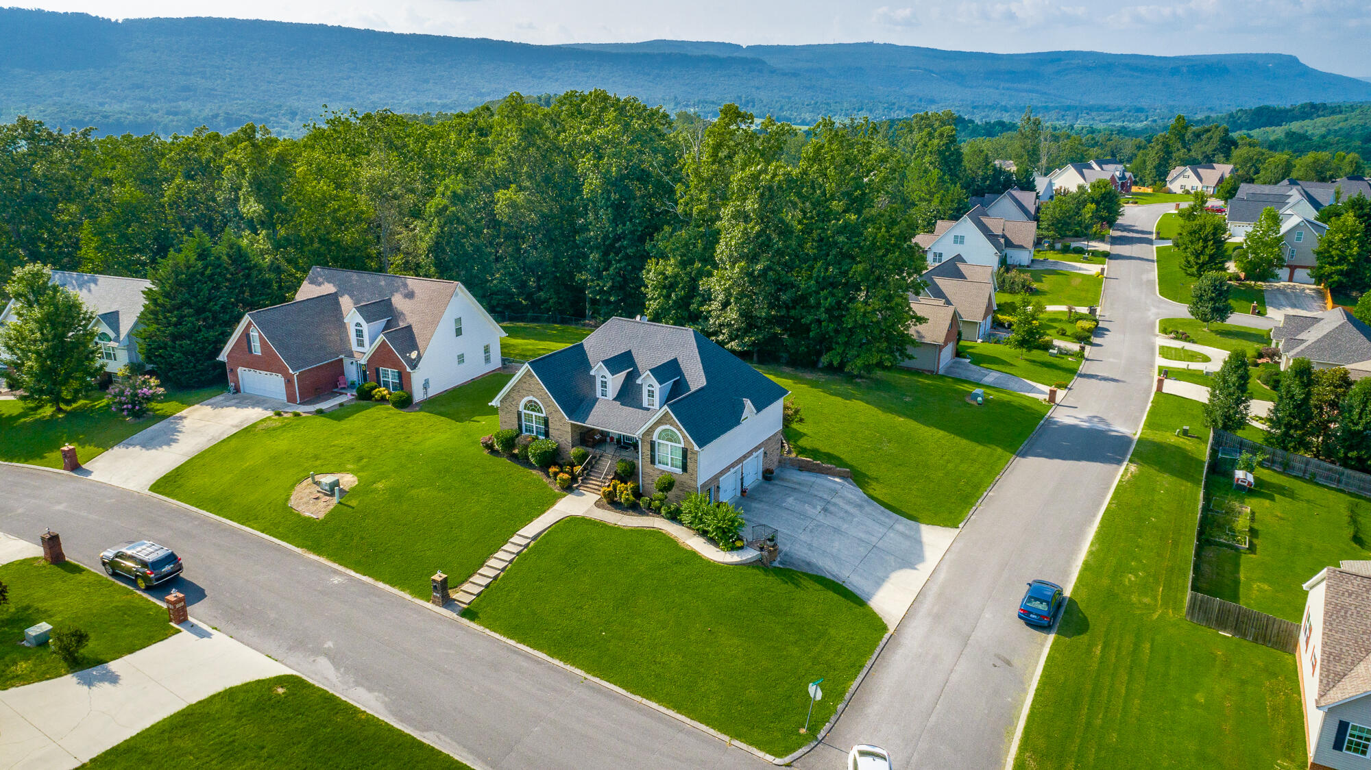 646 Hidden Oaks Drive