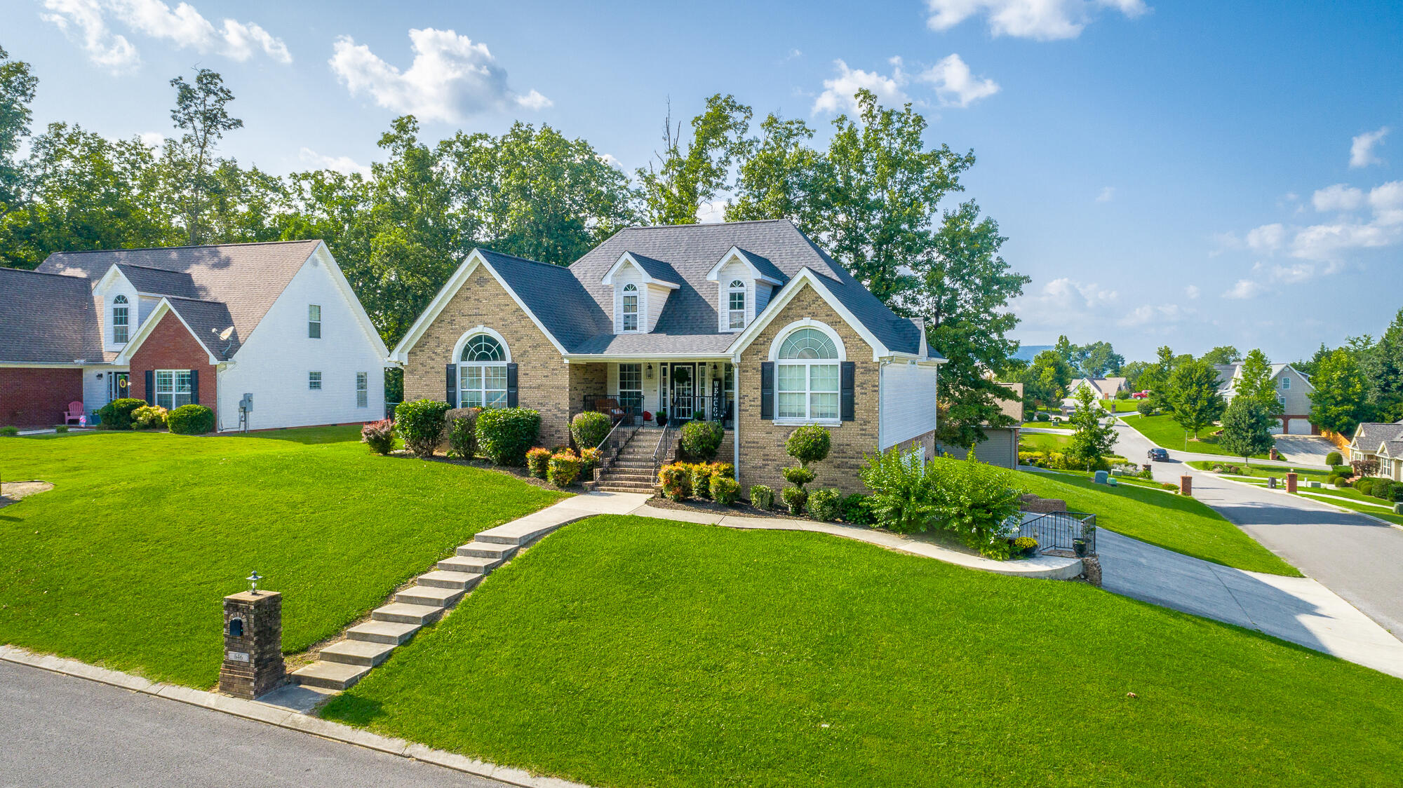 646 Hidden Oaks Drive