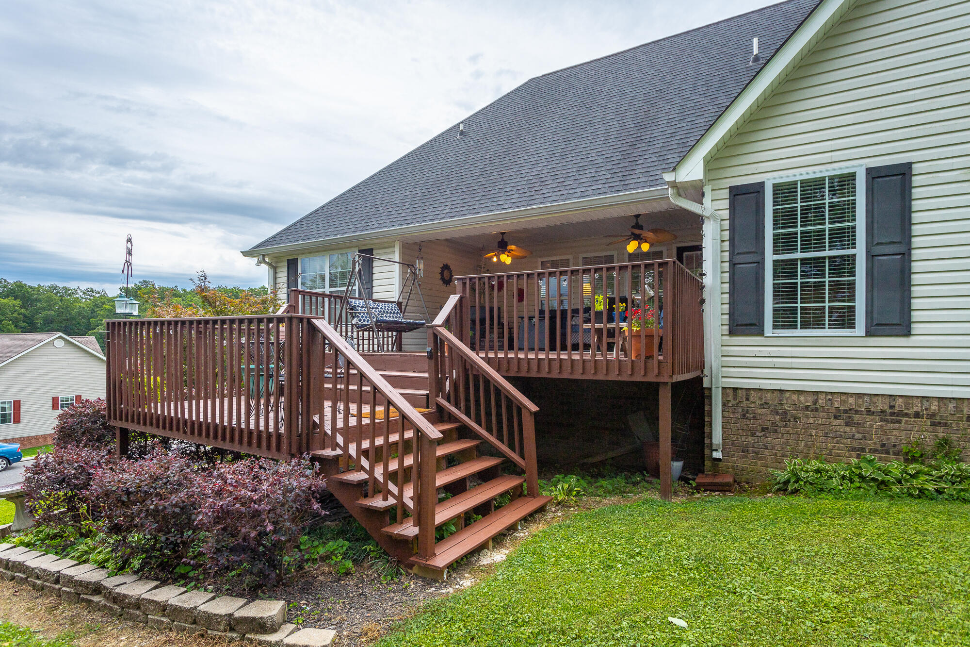 646 Hidden Oaks Drive
