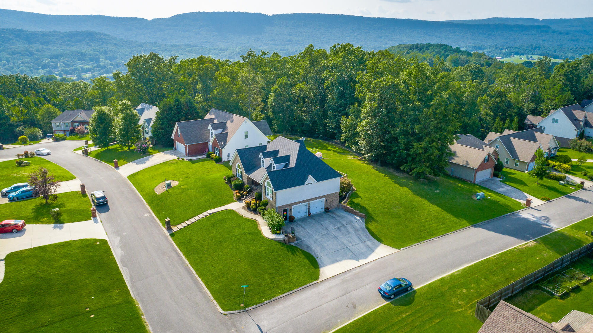 646 Hidden Oaks Drive