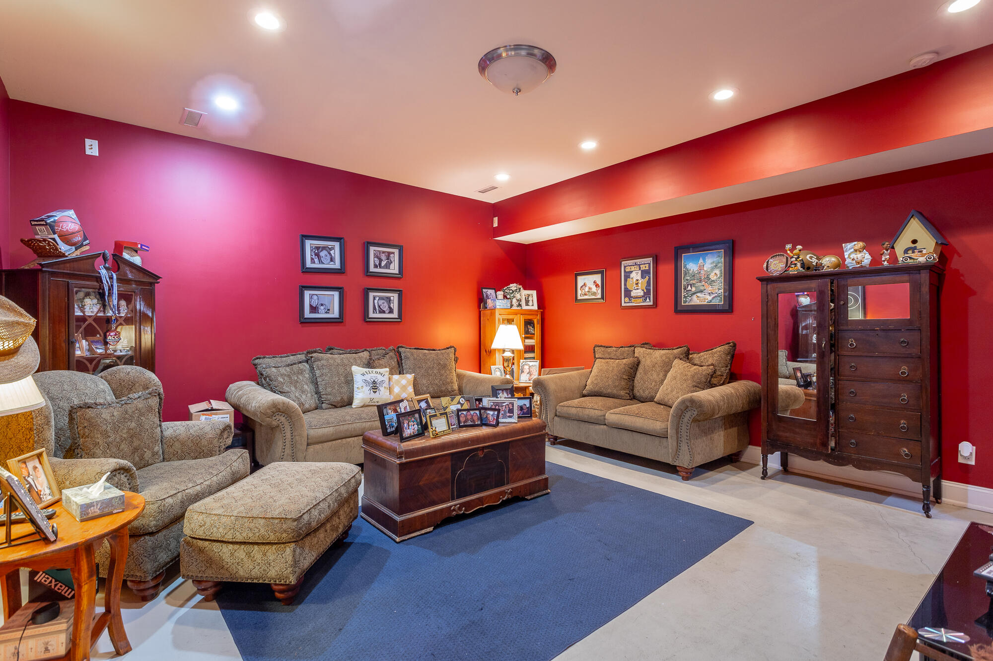 646 Hidden Oaks Drive